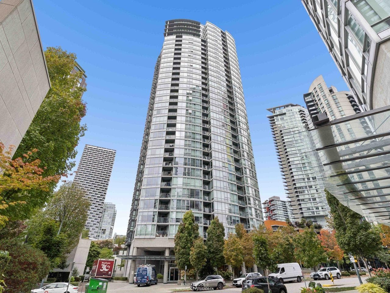 2208 - 1495 Richards Street, Vancouver