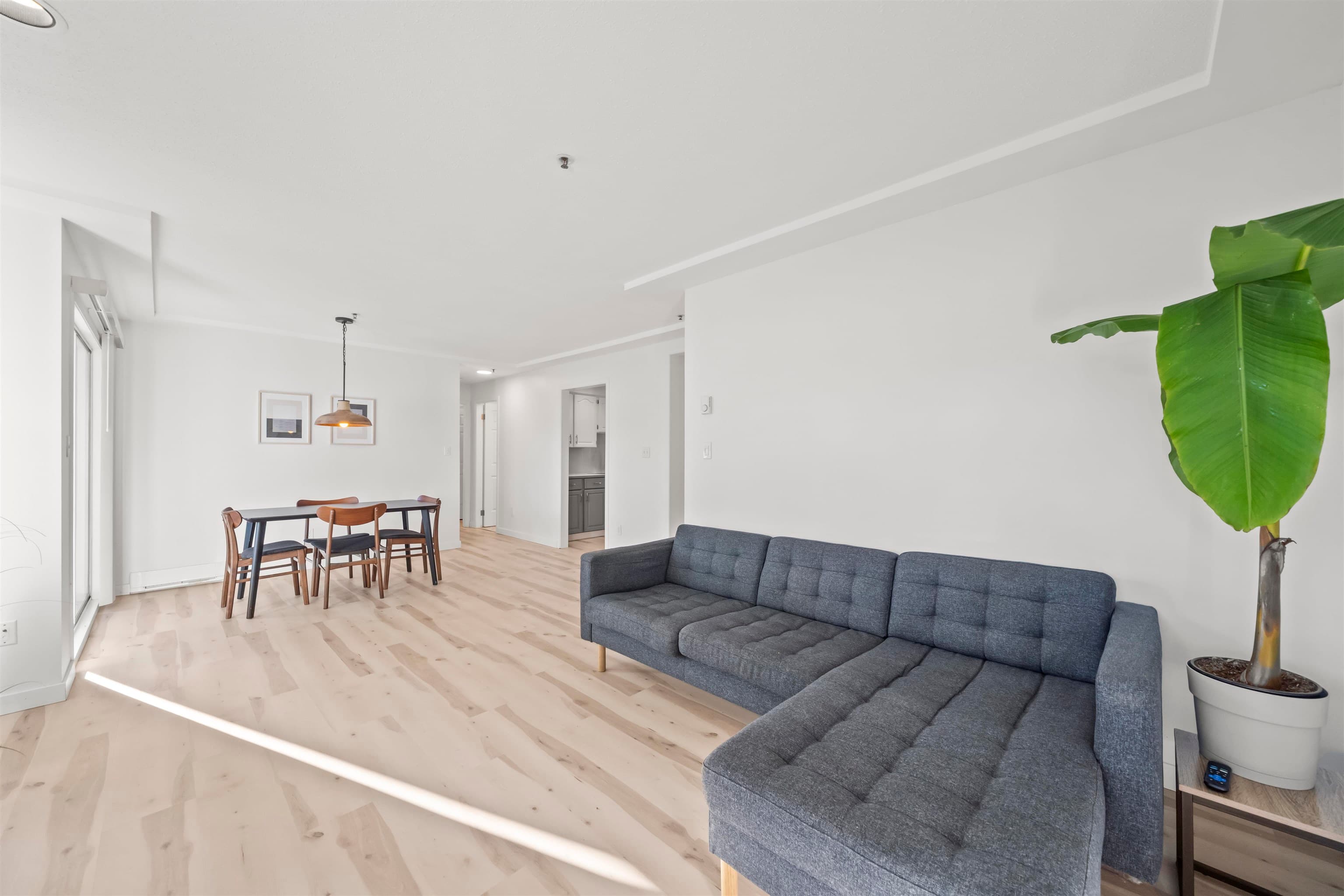 1 - 7110 Barnet Road, Burnaby, V5A 4S2 — photo 2