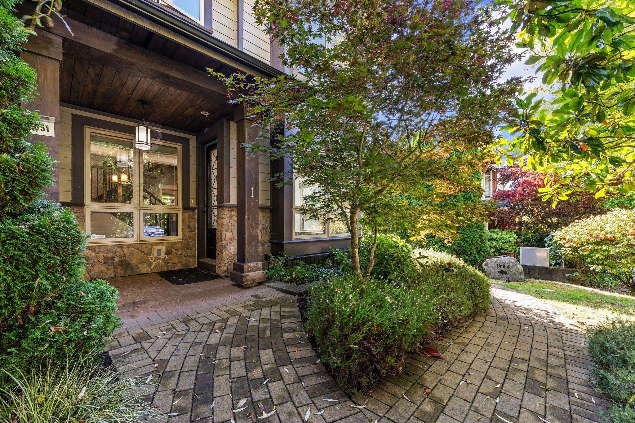 1 - 651 W 14th Street, North Vancouver, V7M 1R3 — photo 1