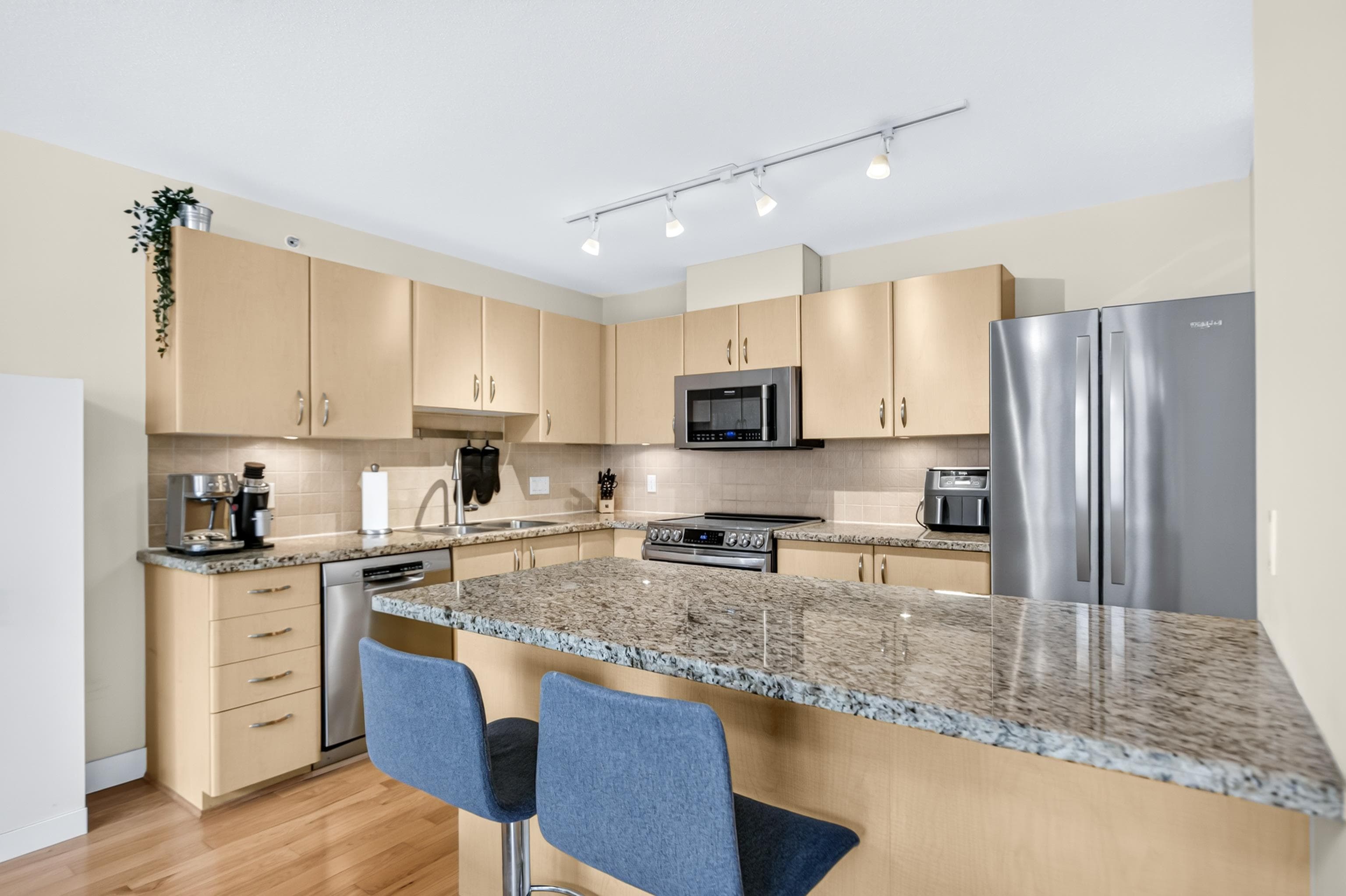 505 - 720 Hamilton Street, New Westminster, V3M 7A6 — photo 5
