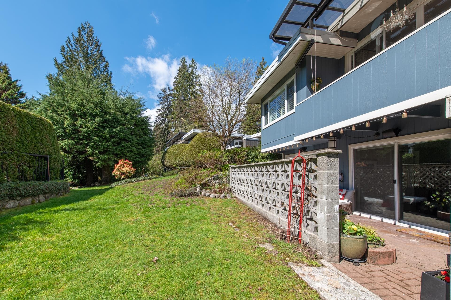 3669 Edgemont Boulevard, North Vancouver, V7R 2P6 — photo 3