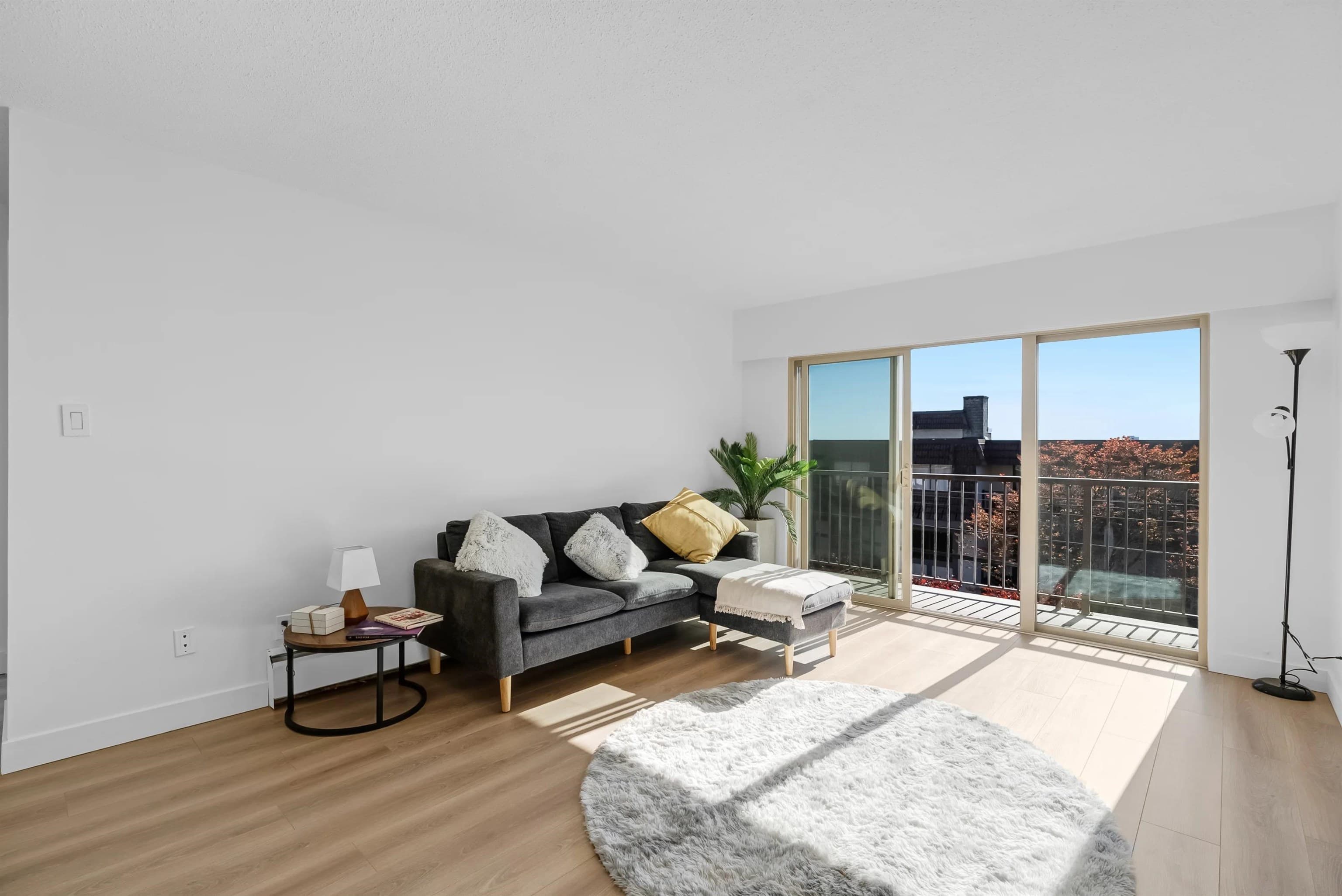 201 - 225 W 3rd Street, North Vancouver, V7M 1E9 — photo 2