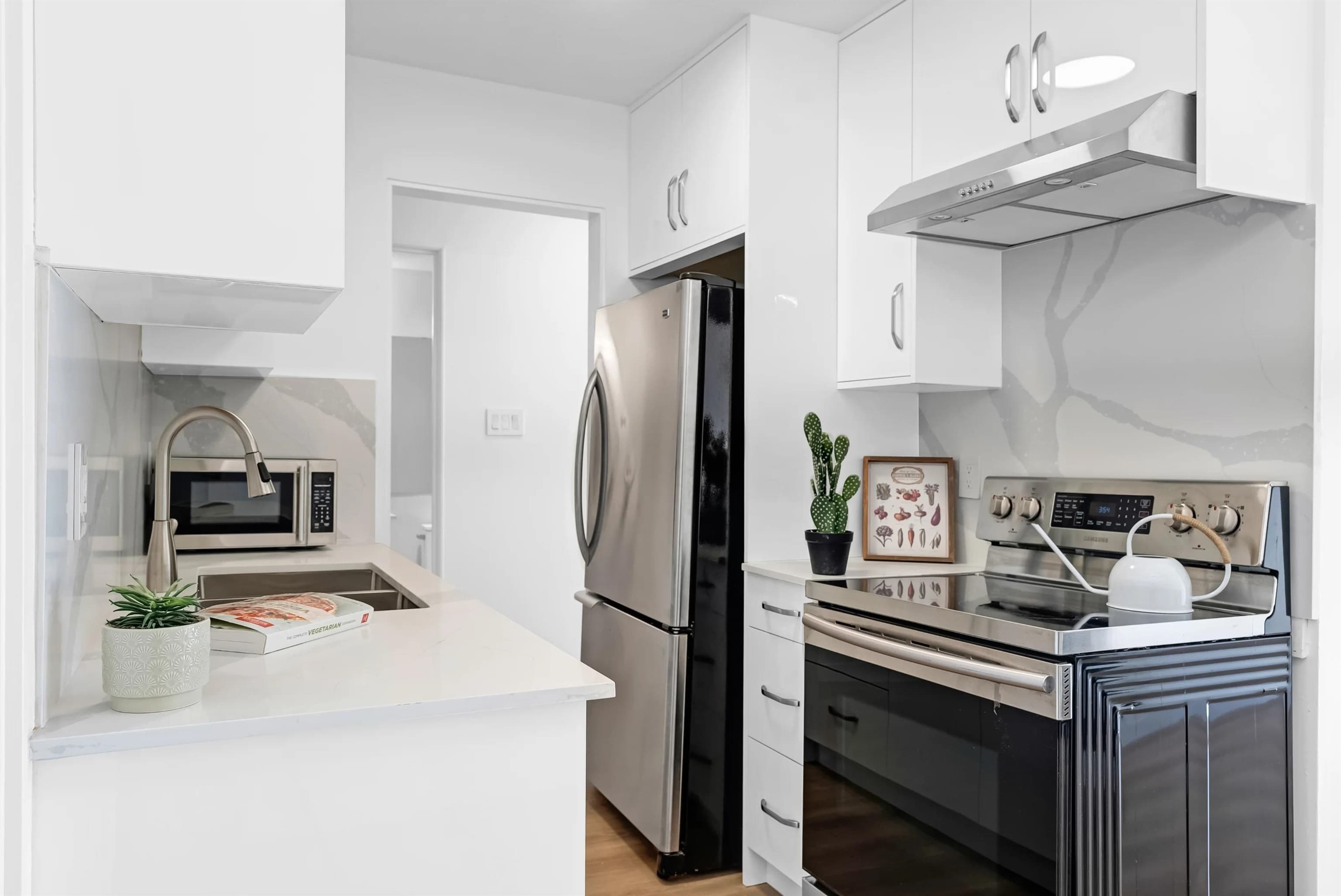 201 - 225 W 3rd Street, North Vancouver, V7M 1E9 — photo 3