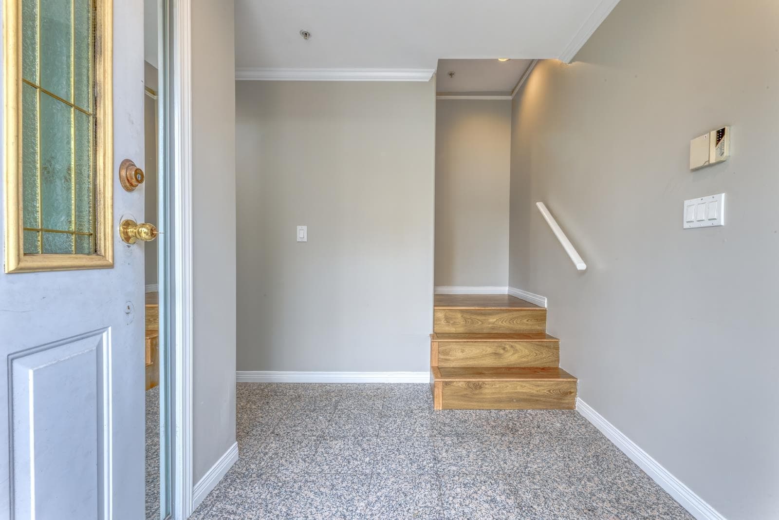 3028 E 26th Avenue, Vancouver, V5R 1L6 — photo 3