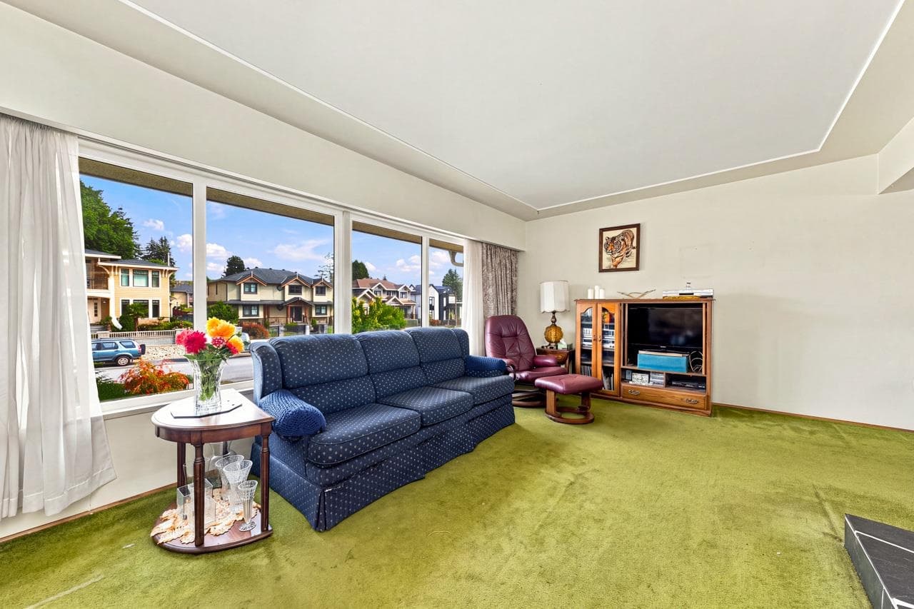4335 Barker Avenue, Burnaby, V5G 3C3 — photo 3