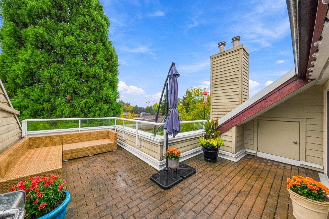 402 - 3441 Curle Avenue, Burnaby, V5G 4P4 — photo 4