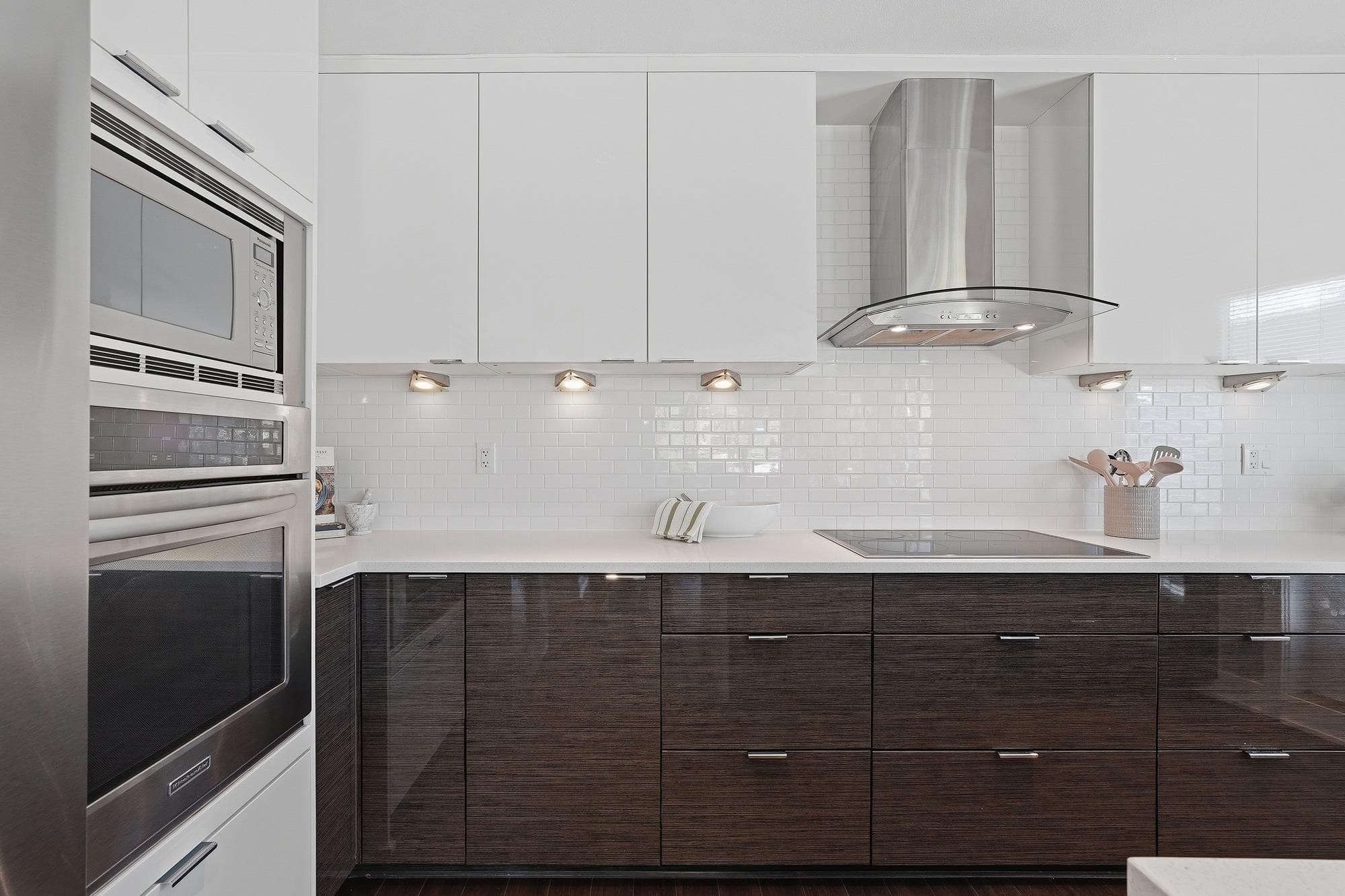 303 - 15747 Marine Drive, White Rock, V4B 1E4 — photo 5
