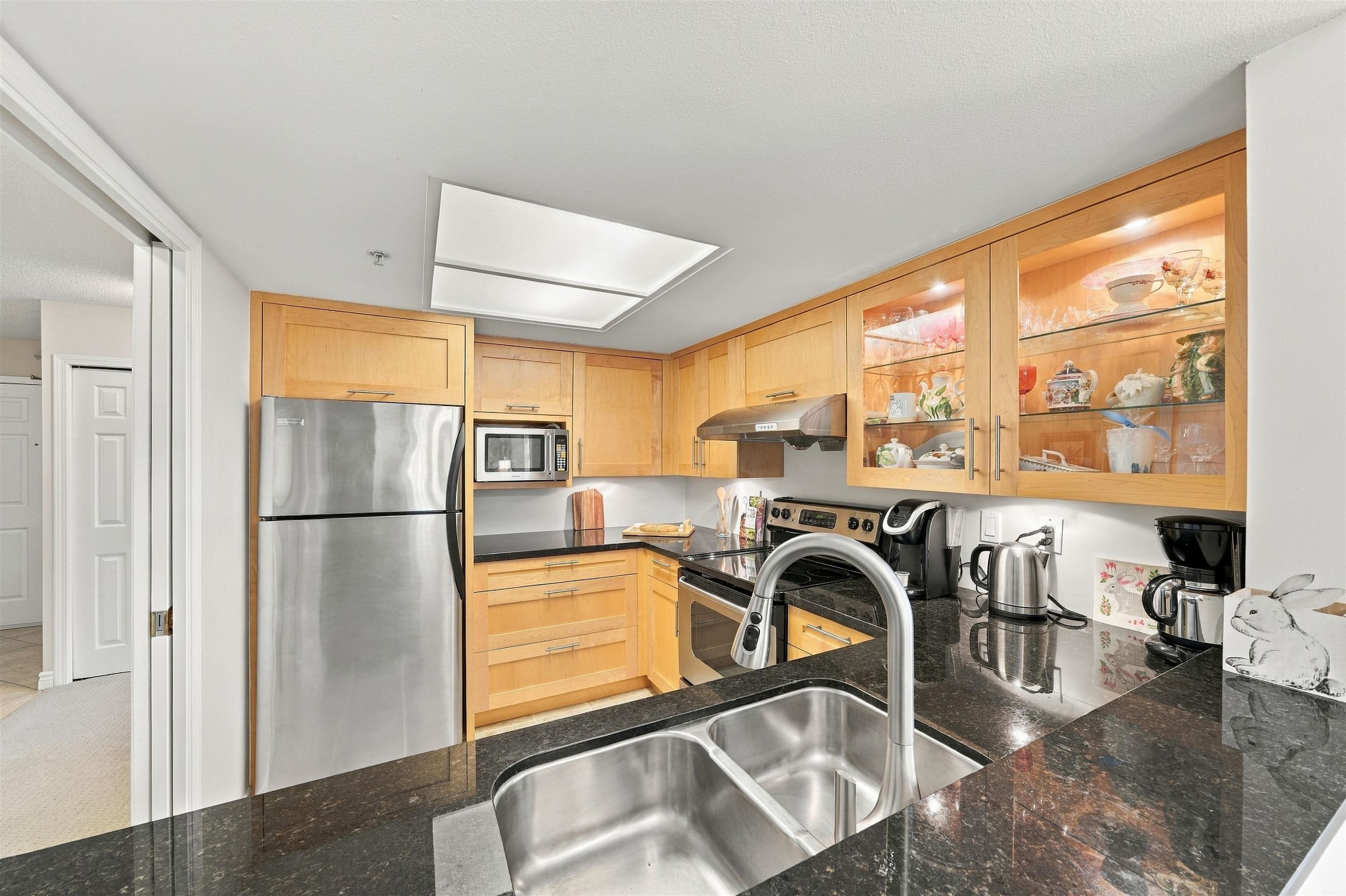 904 - 200 Newport Drive, Port Moody, V3H 5B7 — photo 5
