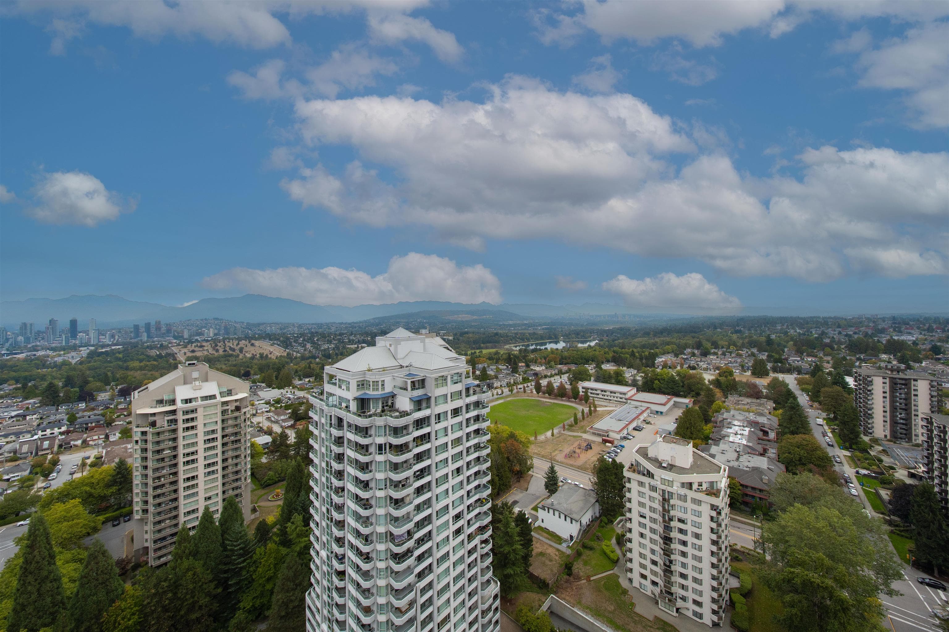 2703 - 4808 Hazel Street, Burnaby, V5H 0A2 — photo 5