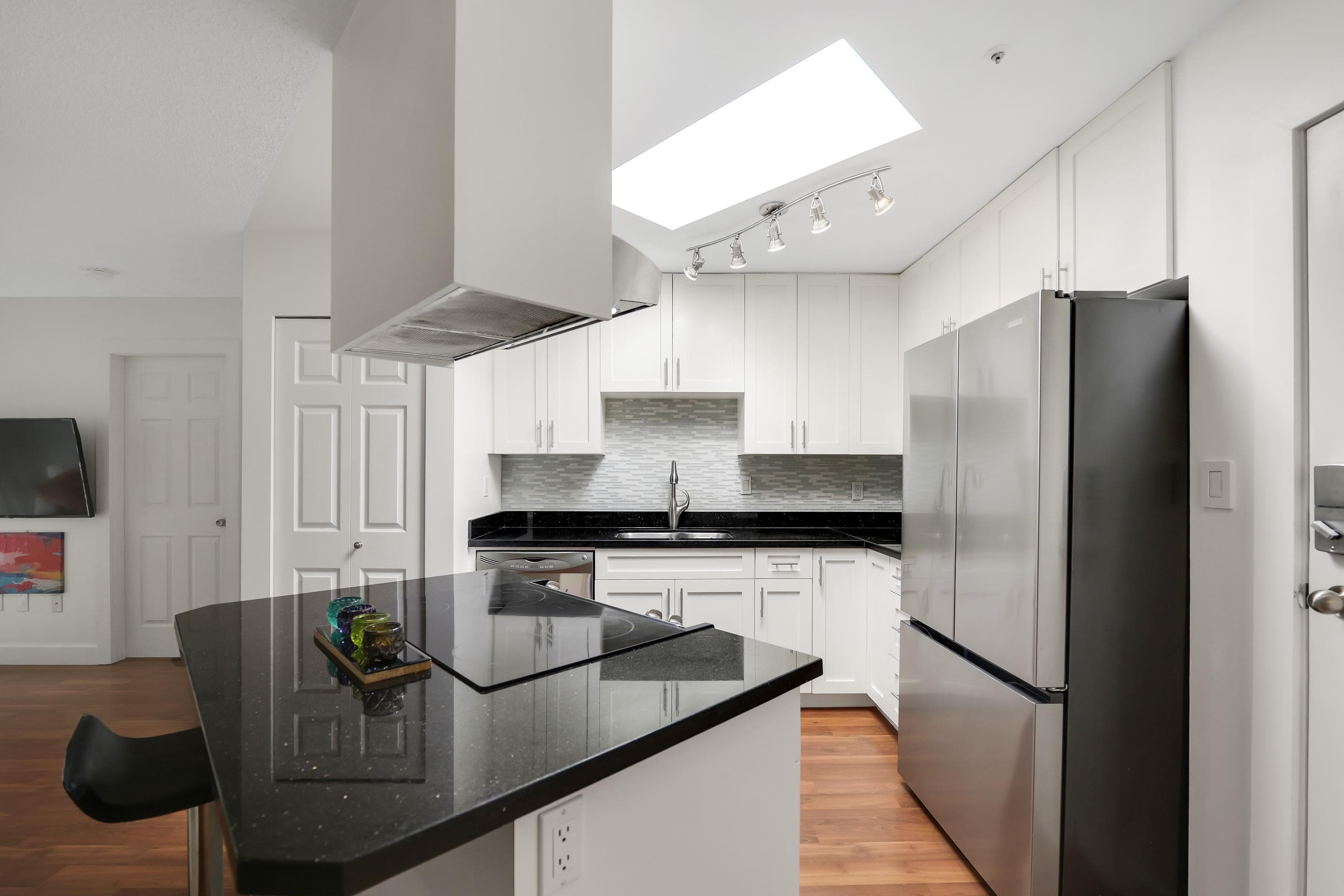 B310 - 40120 Willow Crescent, Squamish, V8B 0L7 — photo 5