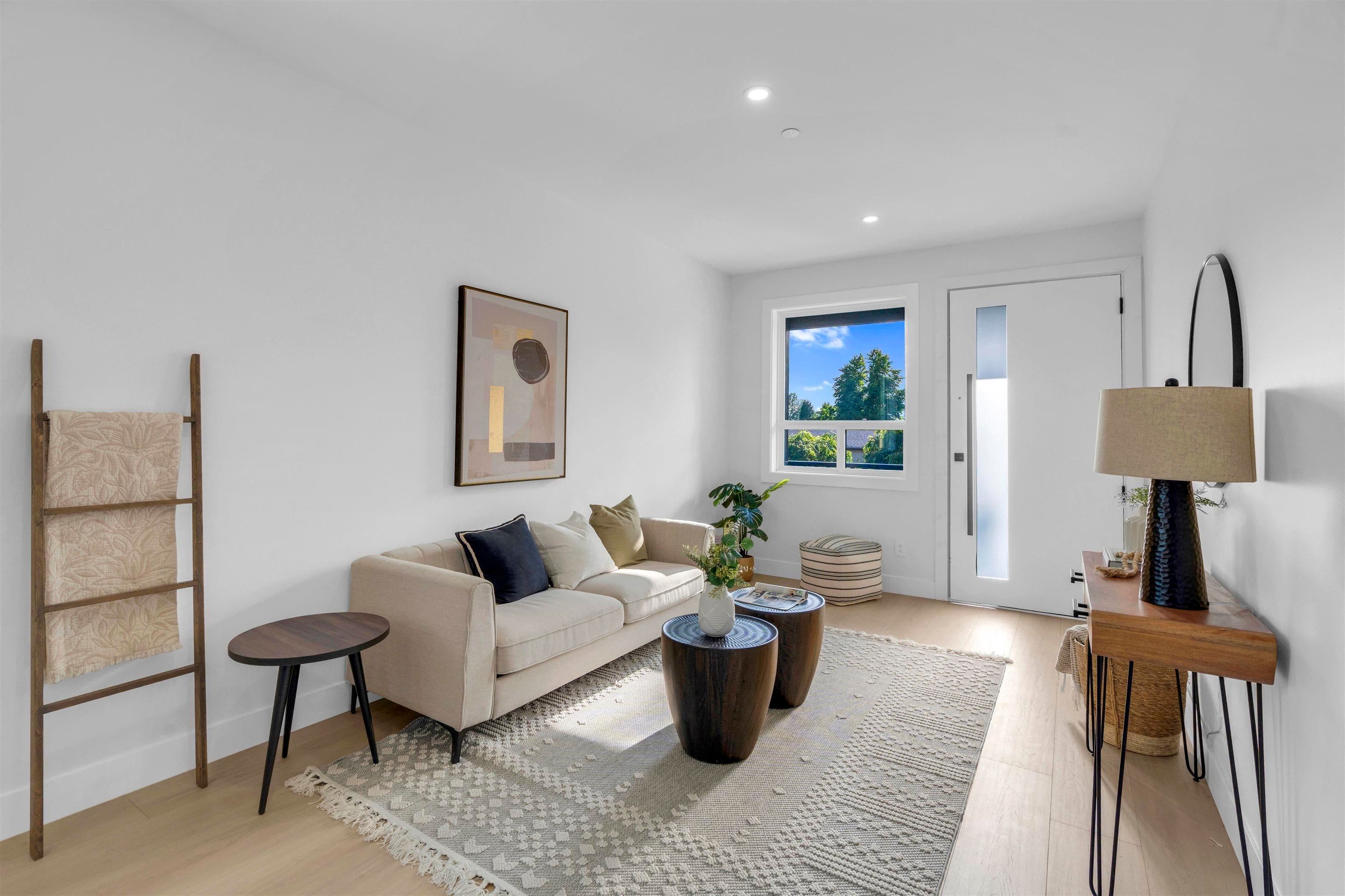 7932 Heron Street, Mission, V2V 6A1 — photo 5