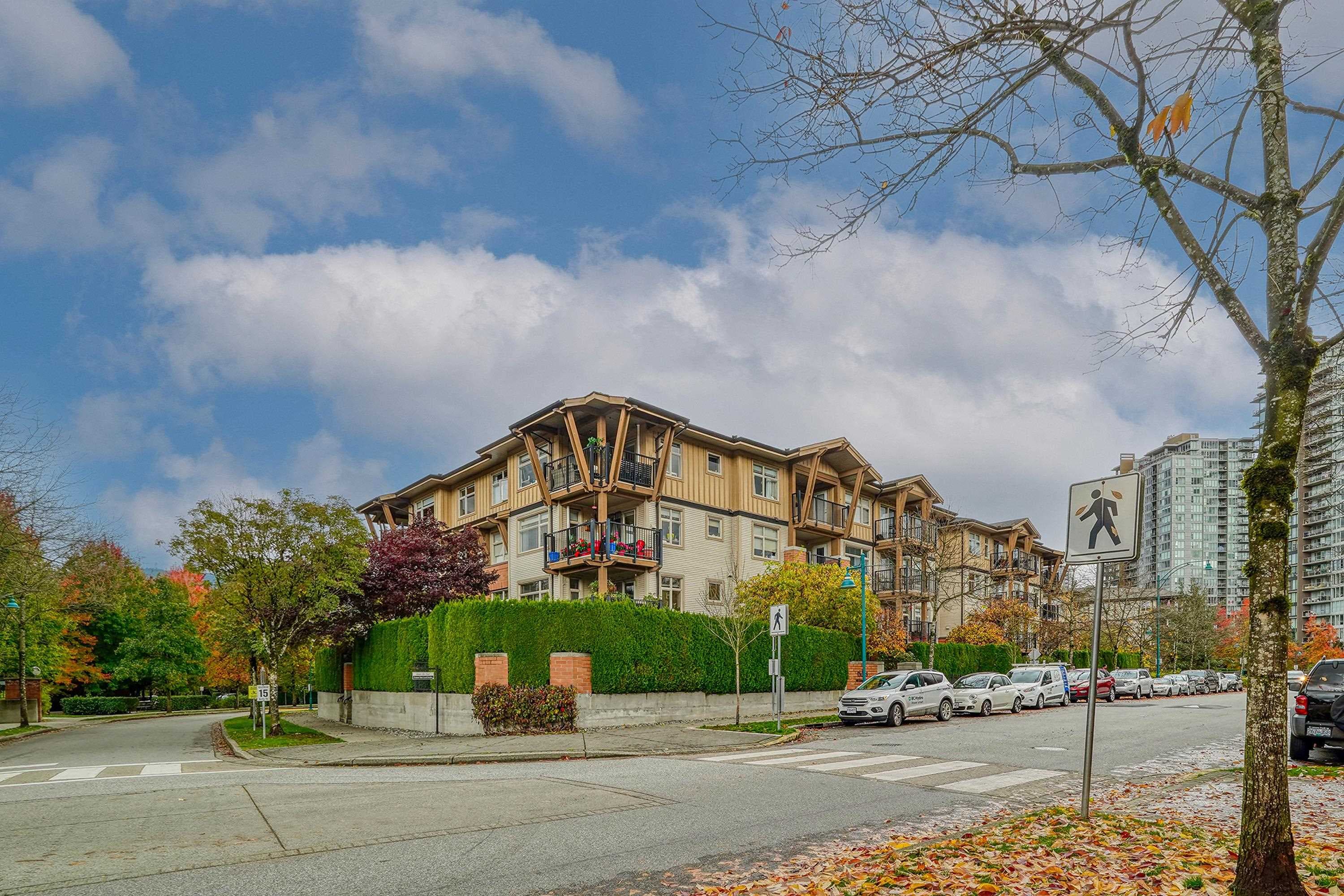 403 - 500 Klahanie Drive, Port Moody, V3H 5L1 — photo 1