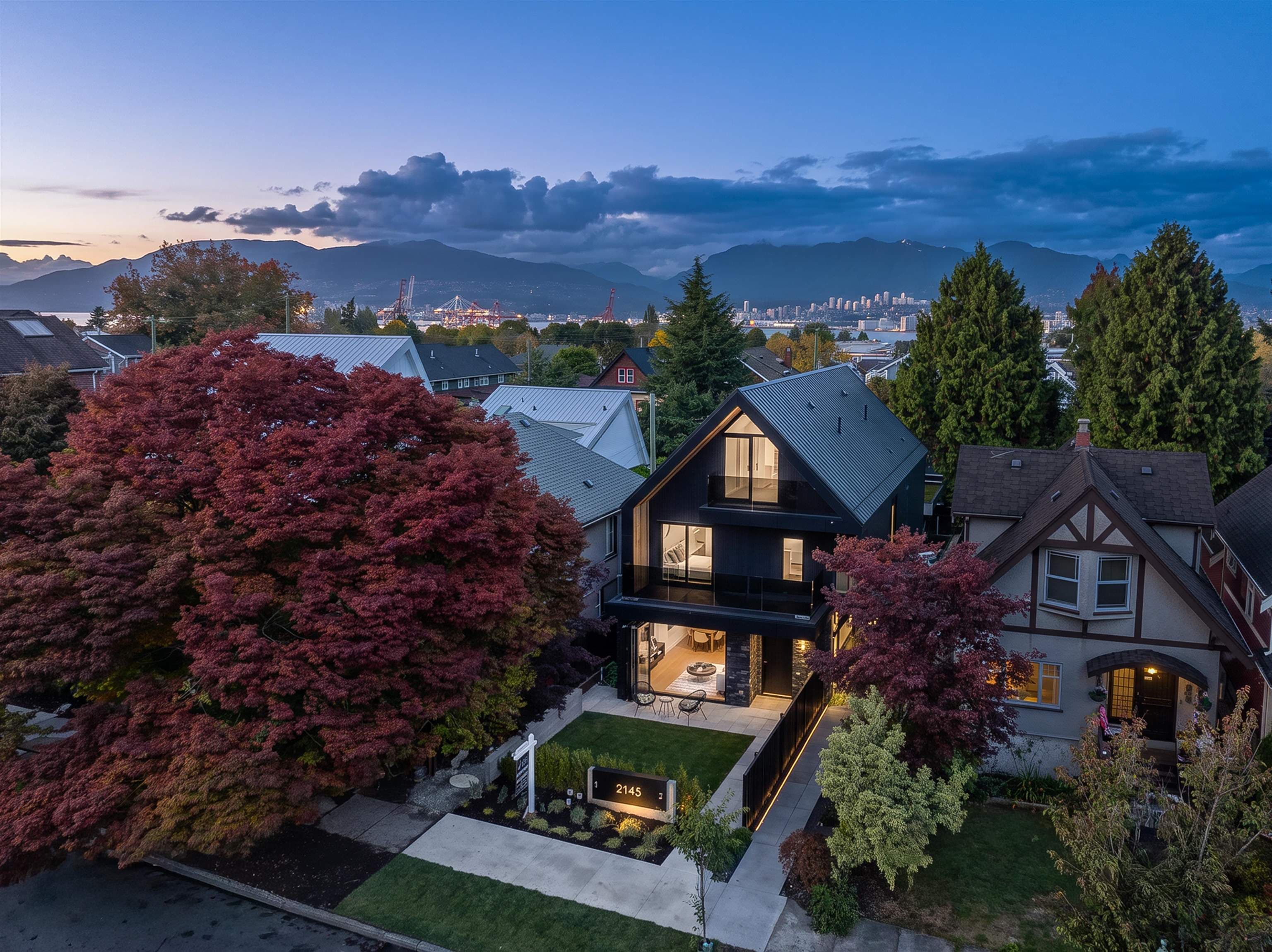 2 - 2145 Napier Street, Vancouver, V5L 2P1 — photo 4