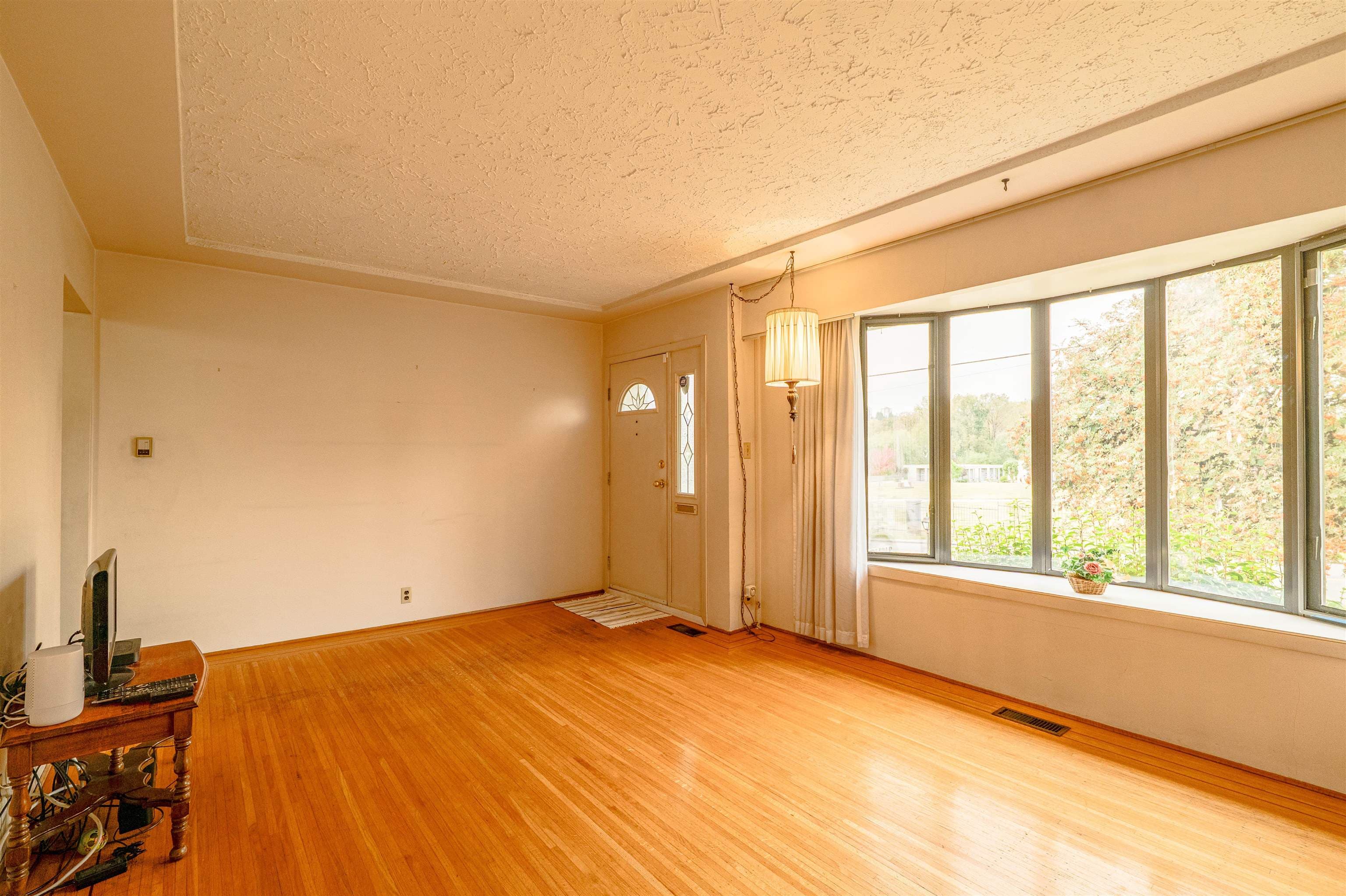 4638 Royal Oak Avenue, Burnaby, V5G 3M5 — photo 5