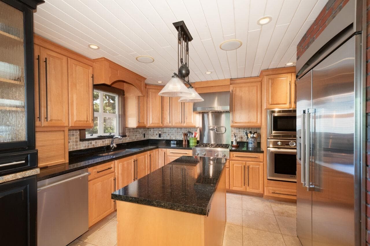 39 - 3939 Indian River Drive, North Vancouver, V7G 2P6 — photo 4