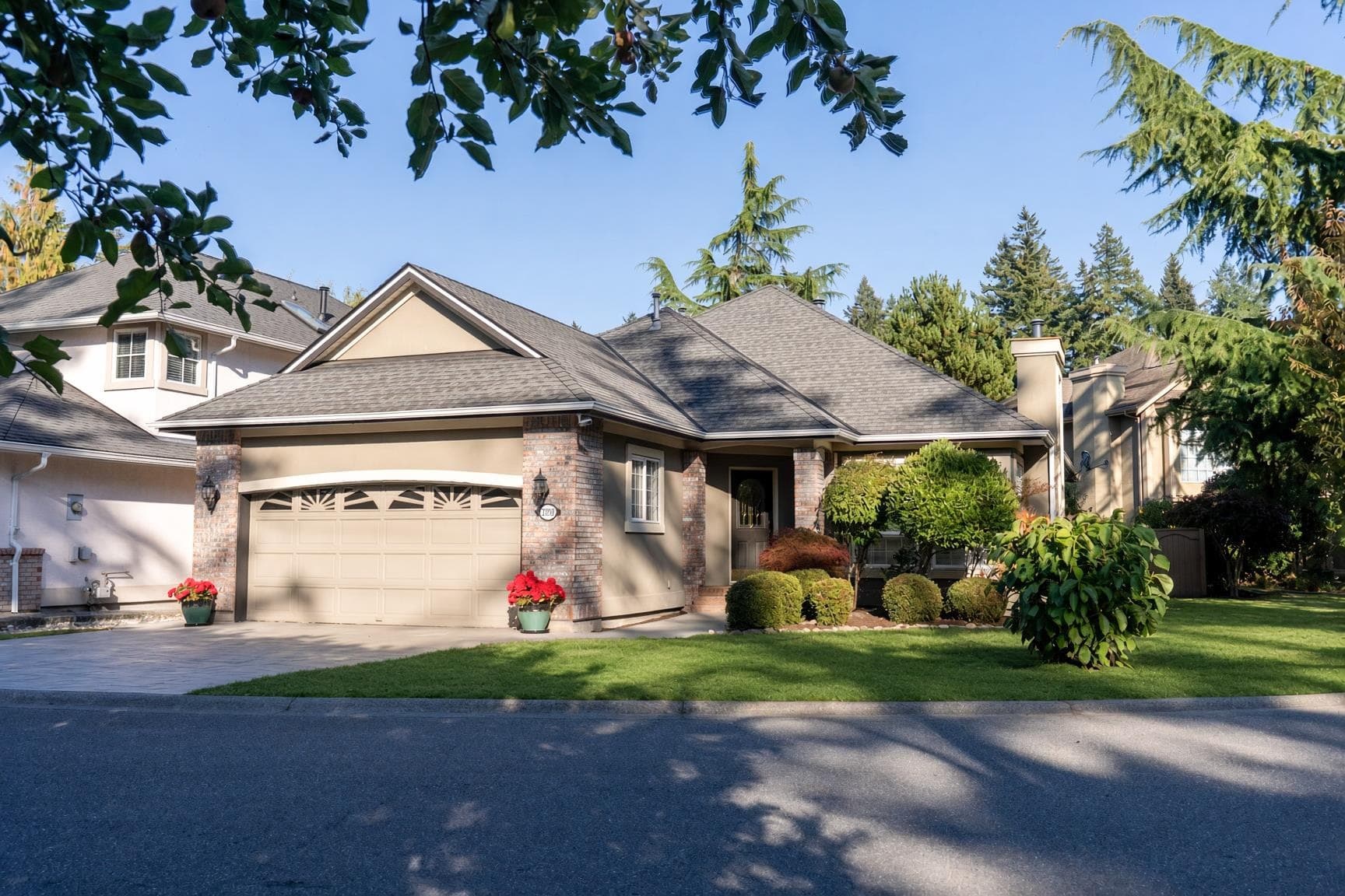 2230 140 Street, Surrey, V4A 9R7 — photo 2