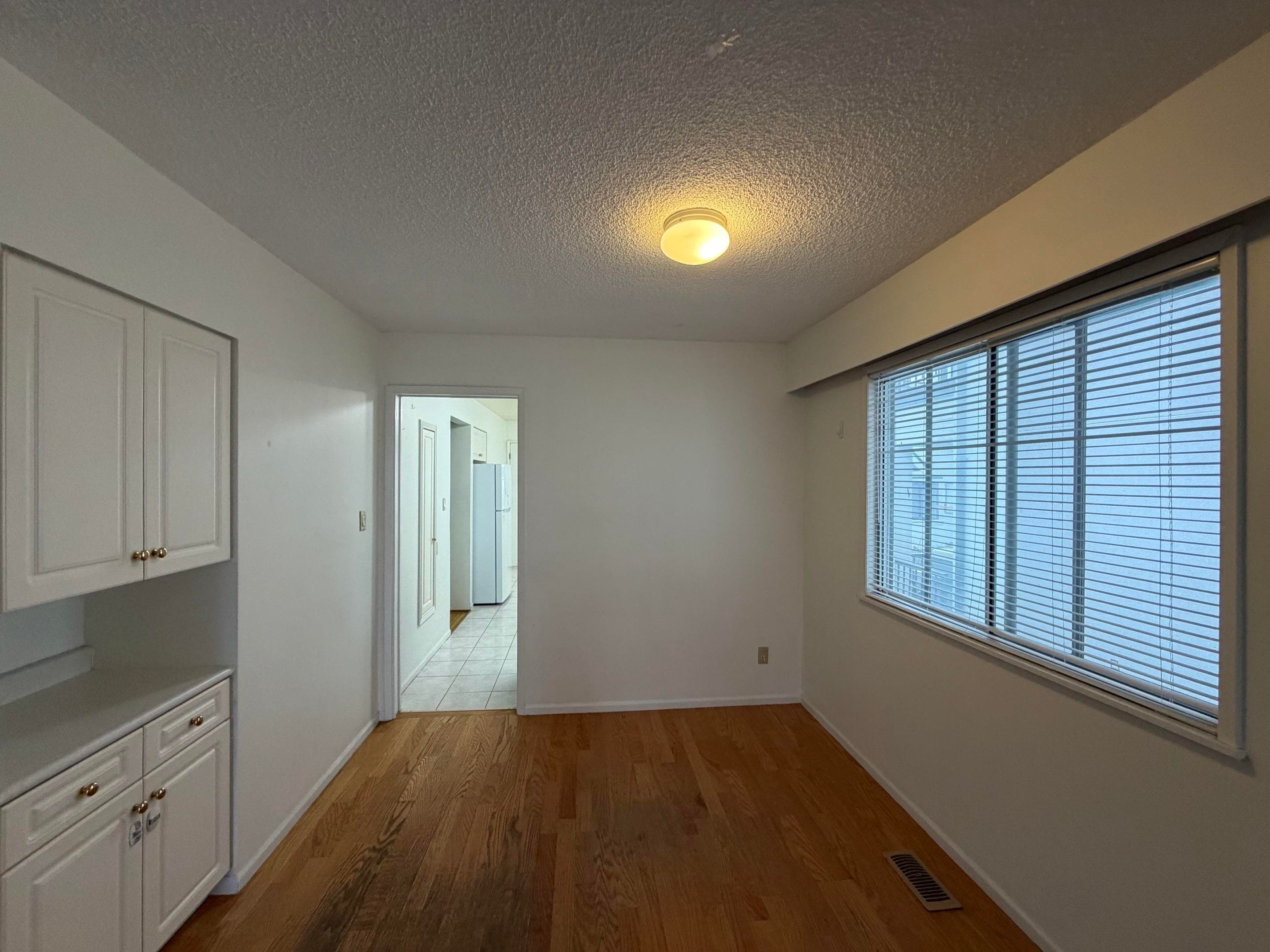 77 W 62nd Avenue, Vancouver, V5X 2C9 — photo 3