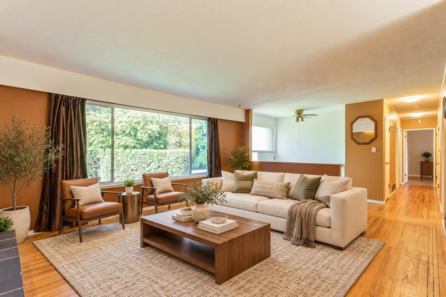 2370 Mountain Highway, North Vancouver, V7J 2N3 — photo 4