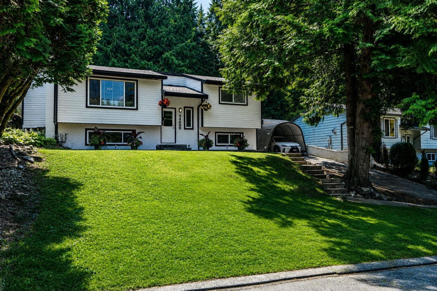 34898 Laburnum Avenue, Abbotsford, V2S 5J4 — photo 4