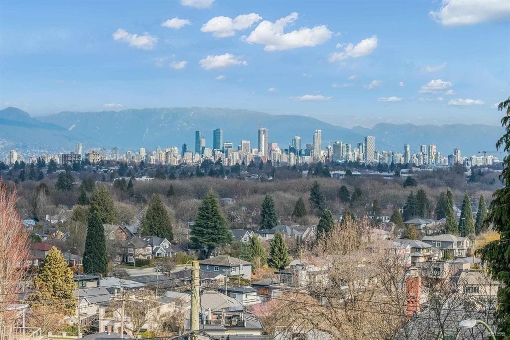 3276 W 21st Avenue, Vancouver, V6L 1L2 — photo 2