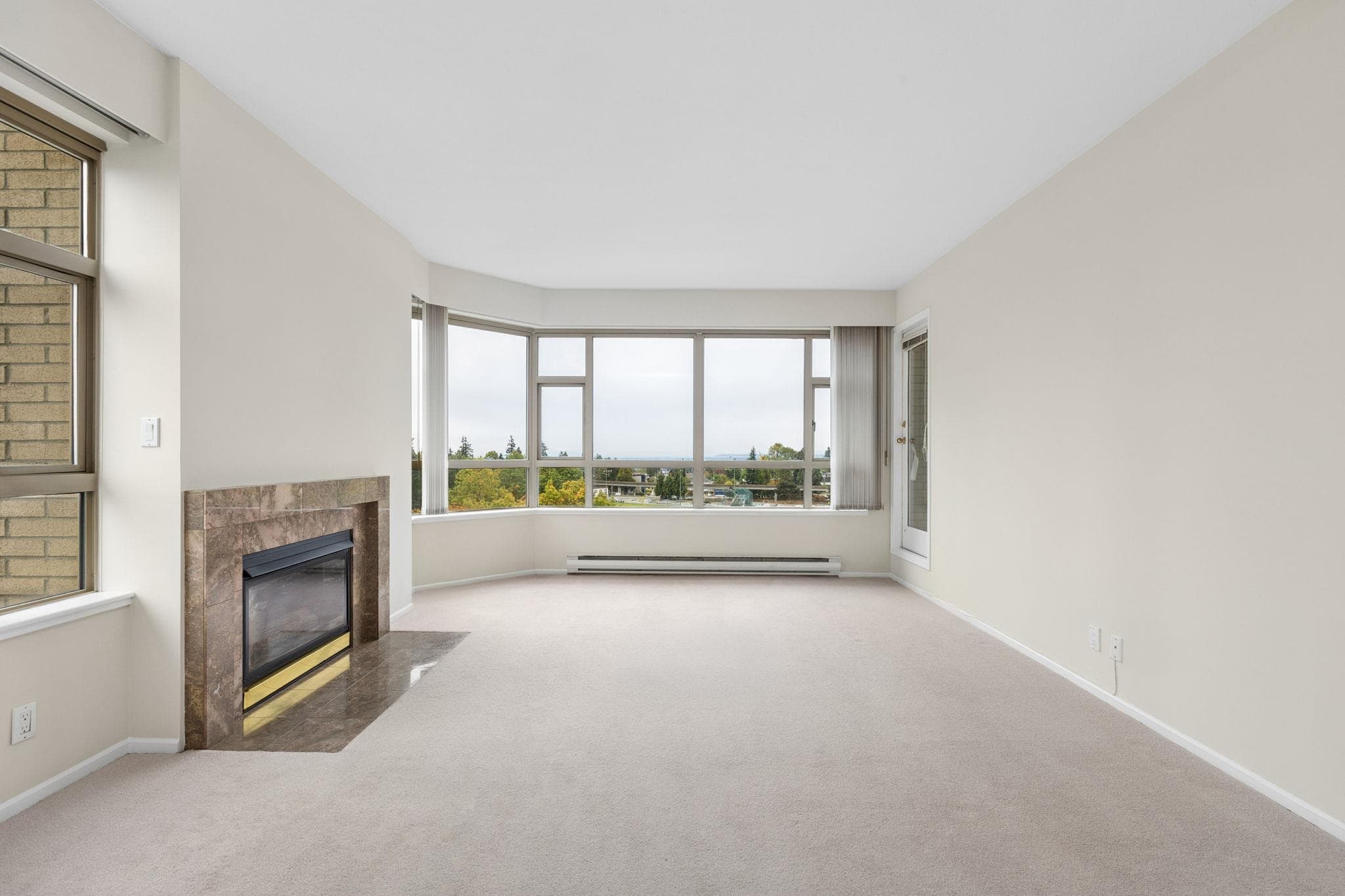 802 - 4830 Bennett Street, Burnaby, V5H 4P6 — photo 5