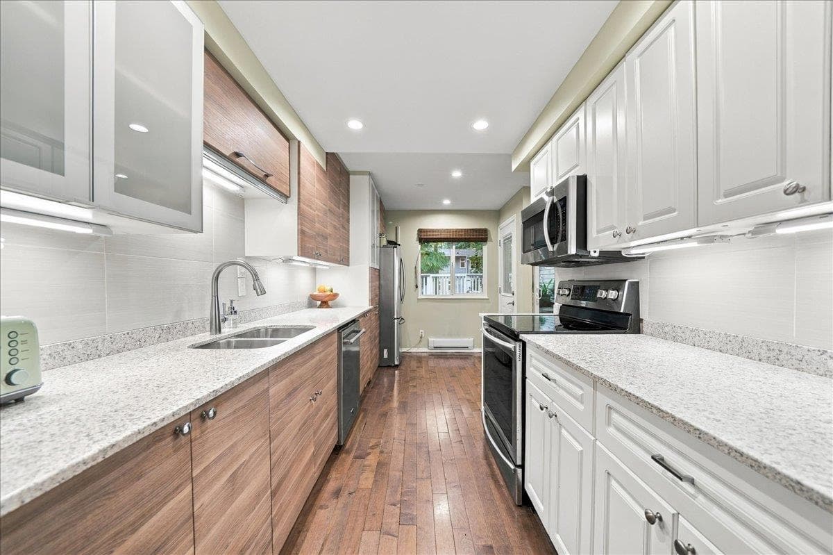5 - 1240 Falcon Drive, Coquitlam