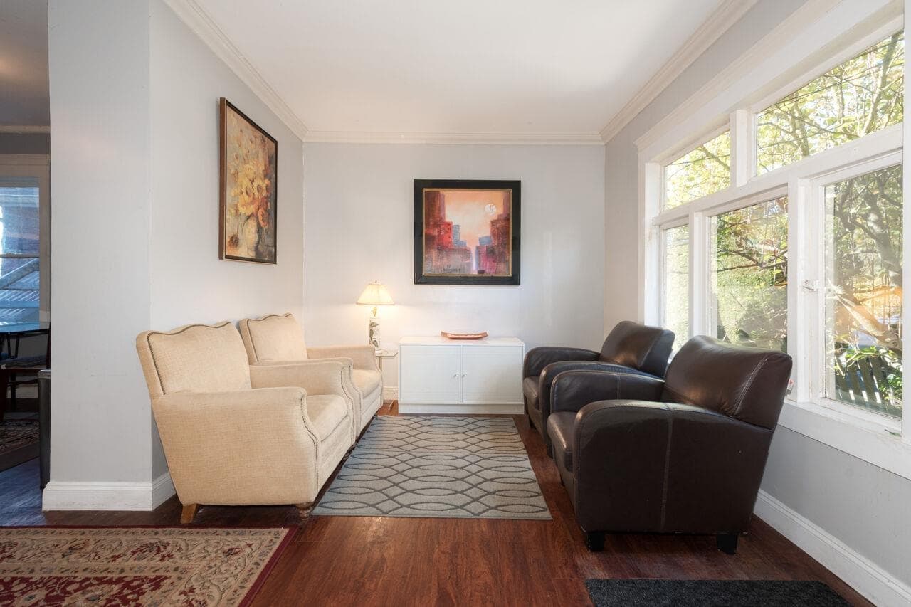 219 E 29th Street, North Vancouver, V7N 1C8 — photo 4