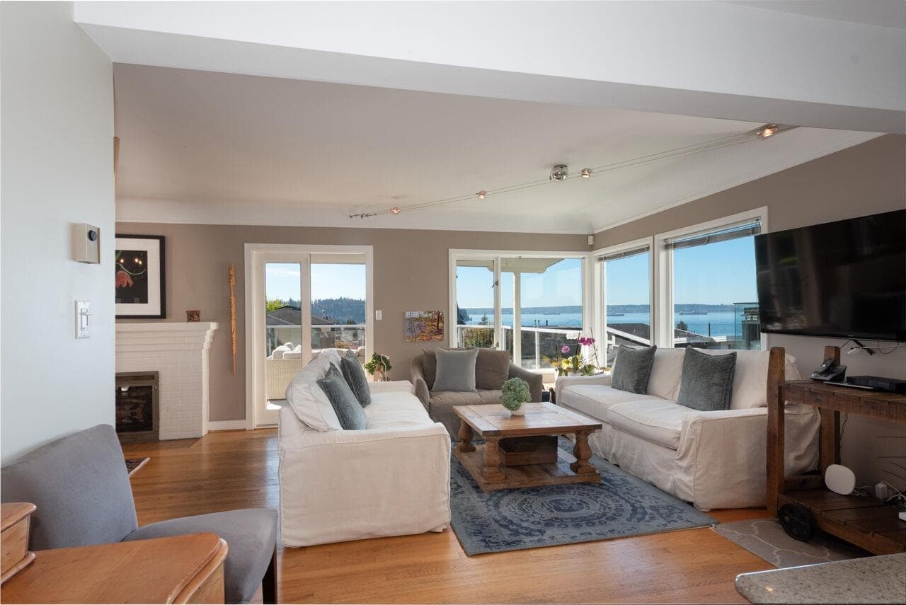 1104 Esquimalt Avenue, West Vancouver, V7T 1K1 — photo 4