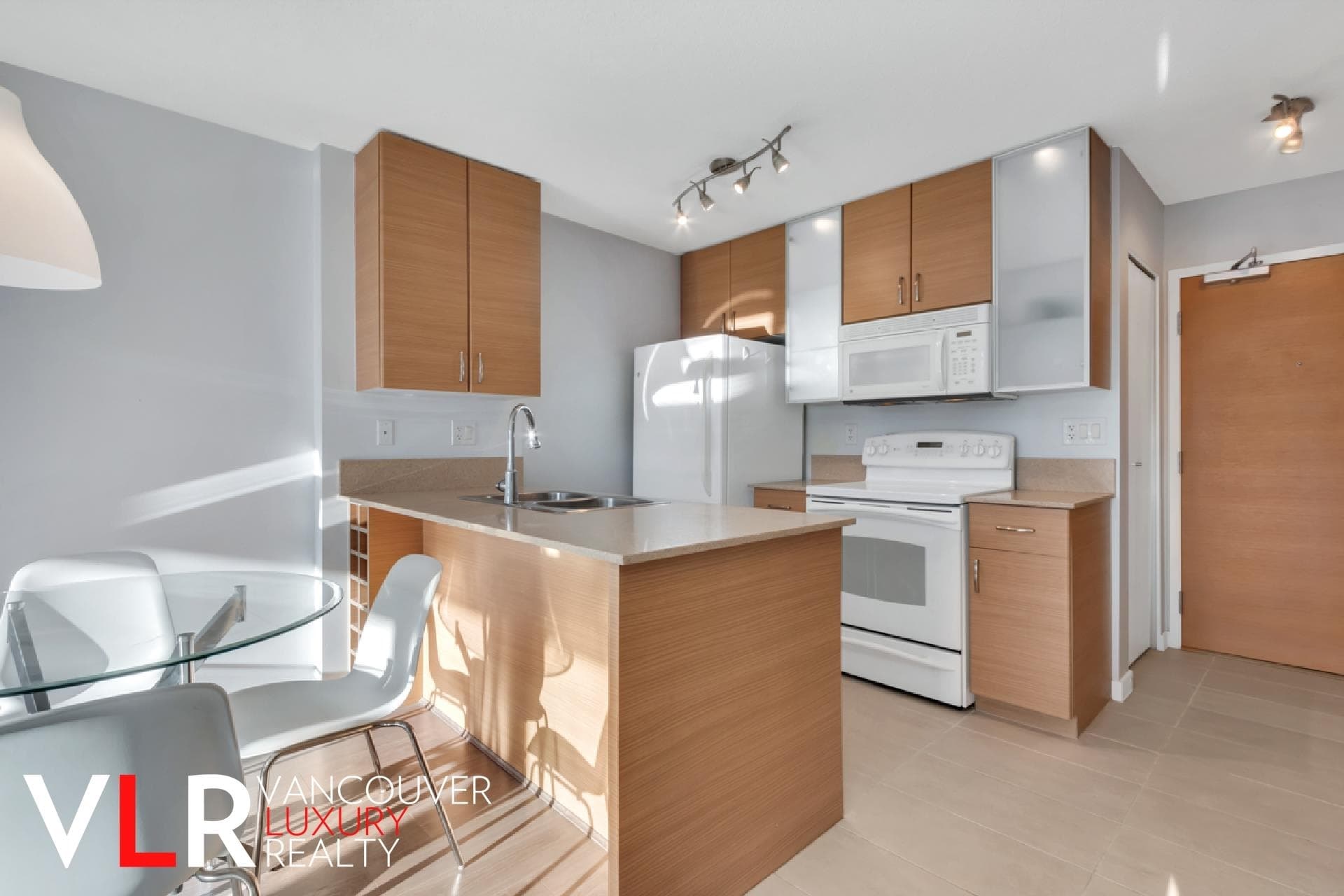 509 - 977 Mainland Street, Vancouver, V6B 1T2 — photo 3