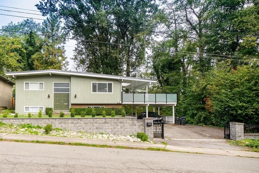 4383 Pinewood Crescent, Burnaby
