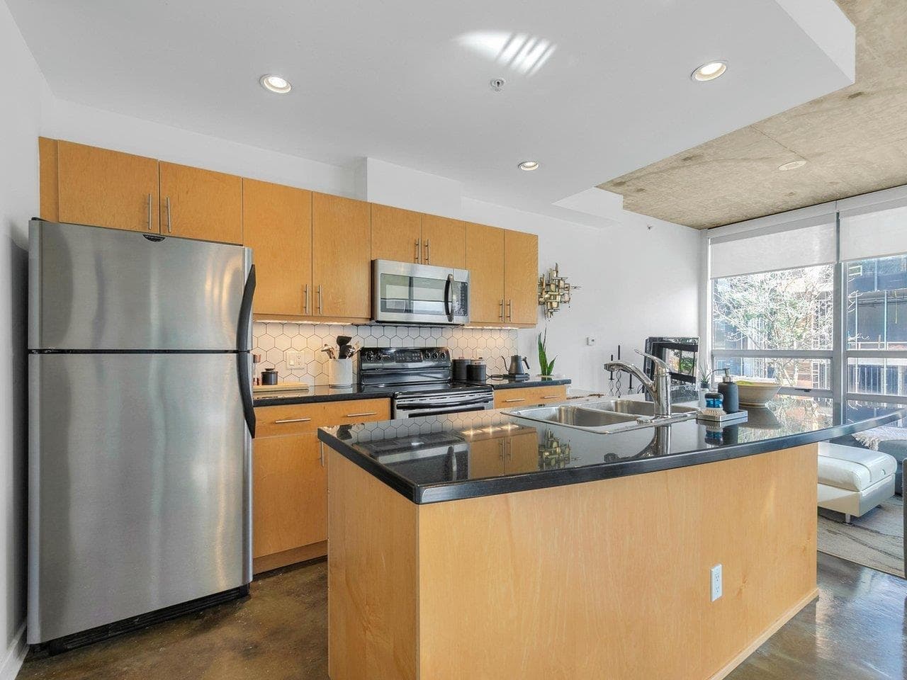 306 - 919 Station Street, Vancouver, V6A 4L9 — photo 4