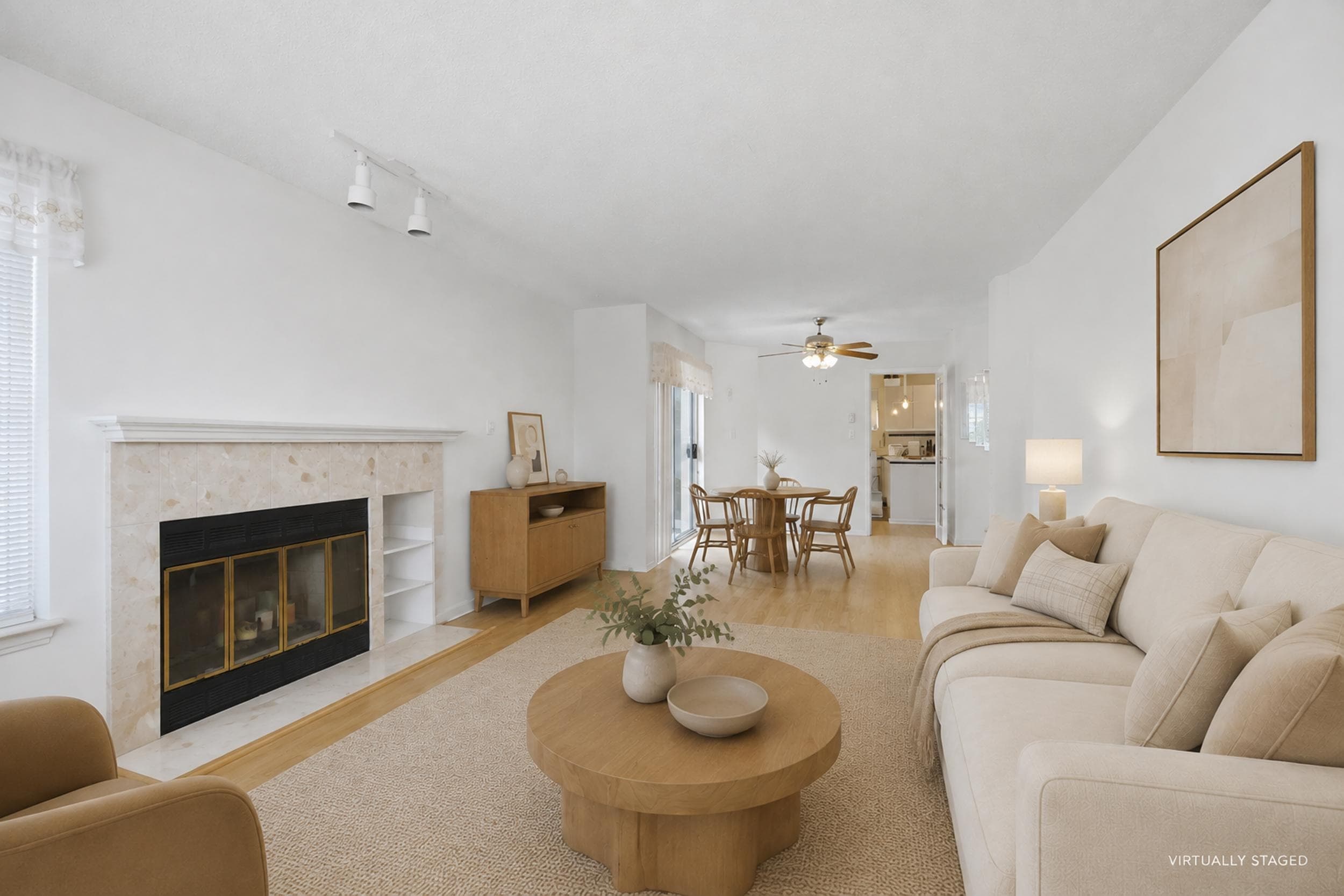 411 - 1215 Lansdowne Drive, Coquitlam, V3E 2P2 — photo 4