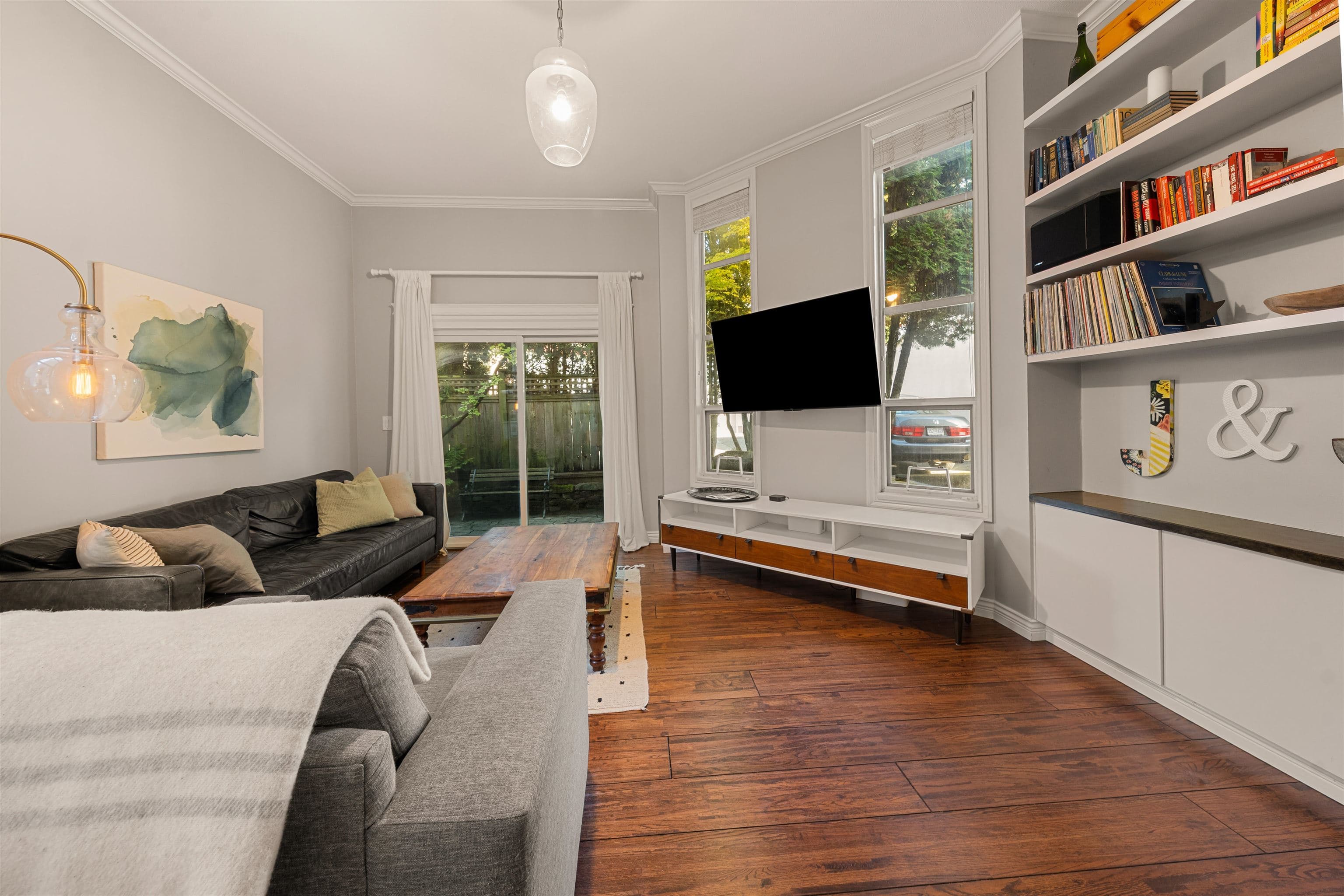 709 Prior Street, Vancouver, V6A 2G8 — photo 2