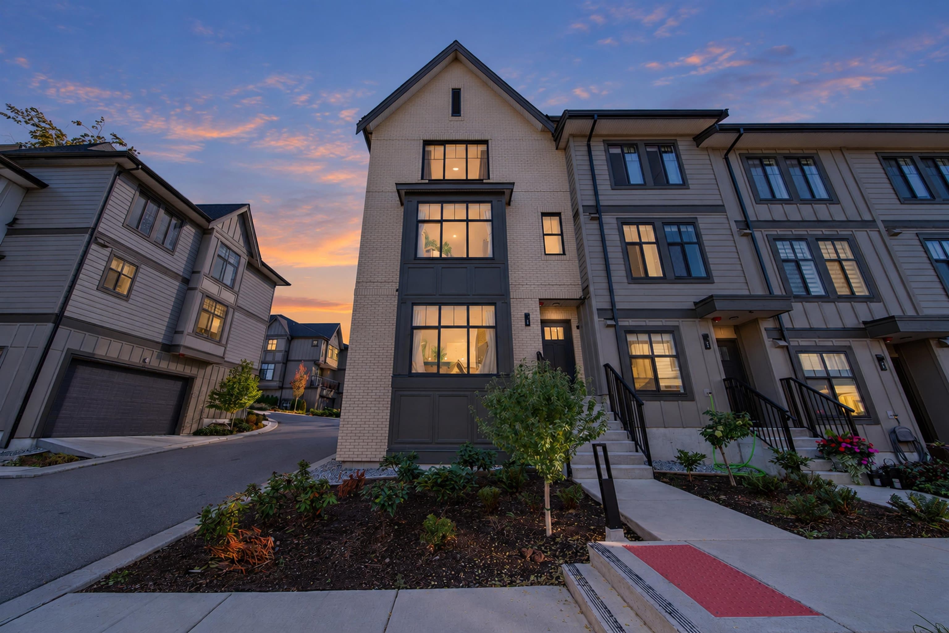 74 - 2350 165 Street, Surrey, V3Z 1J9 — photo 1