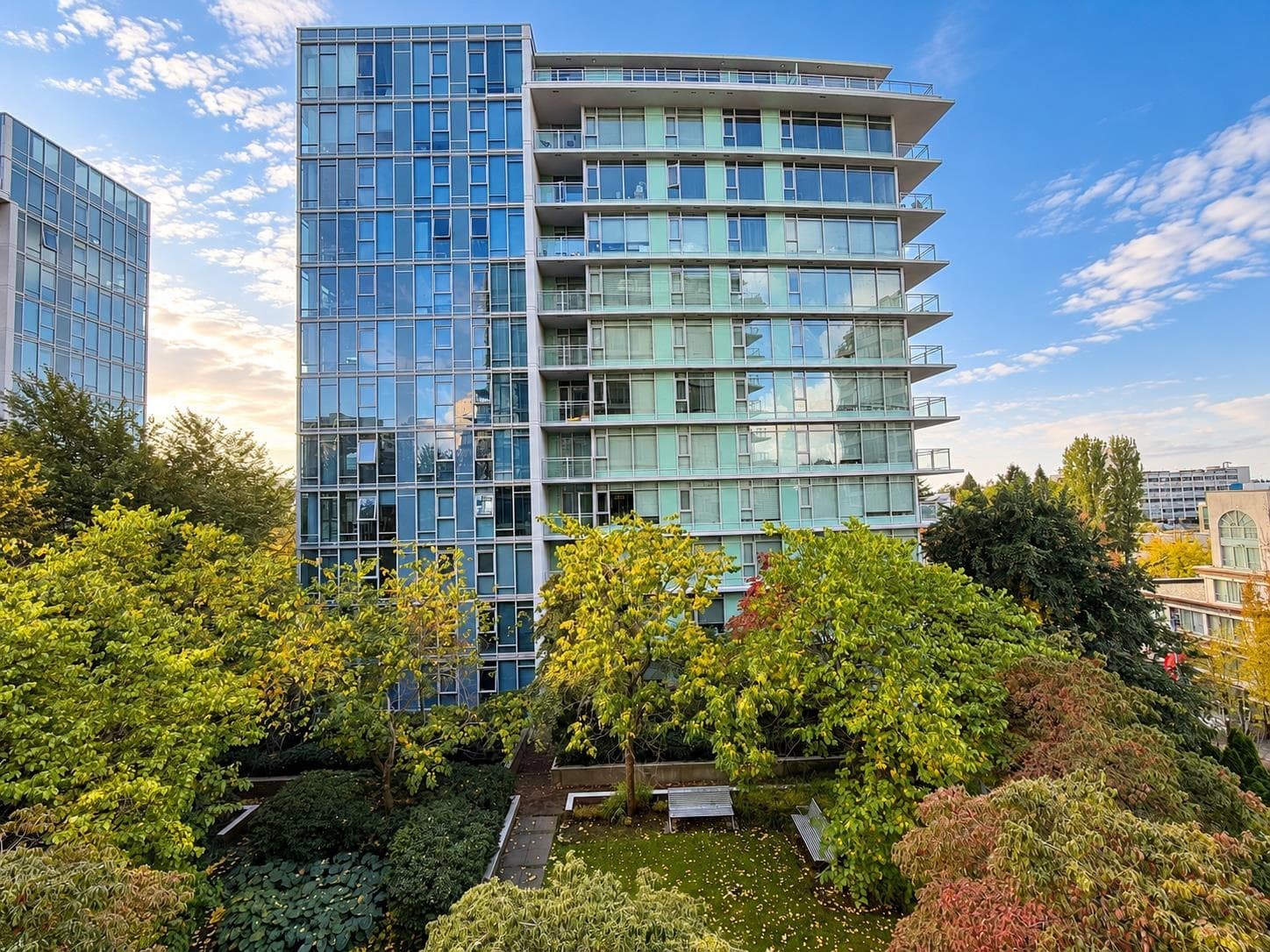 807 - 5900 Alderbridge Way, Richmond
