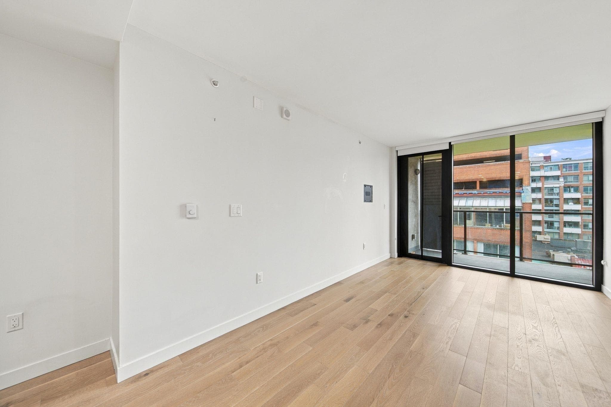 507 - 239 Keefer Street, Vancouver, V6A 1X6 — photo 5