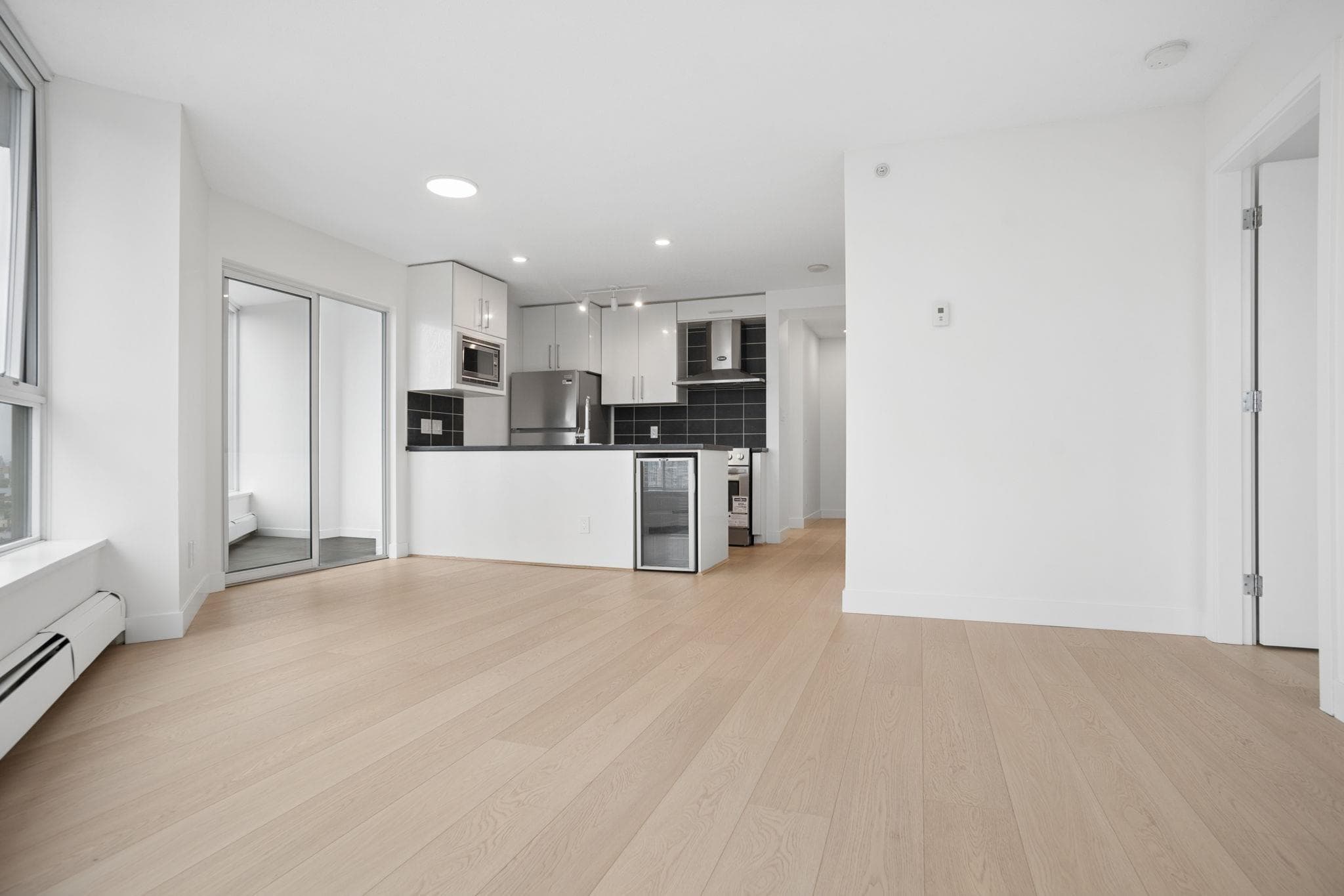 2301 - 689 Abbott Street, Vancouver, V6B 0J2 — photo 5