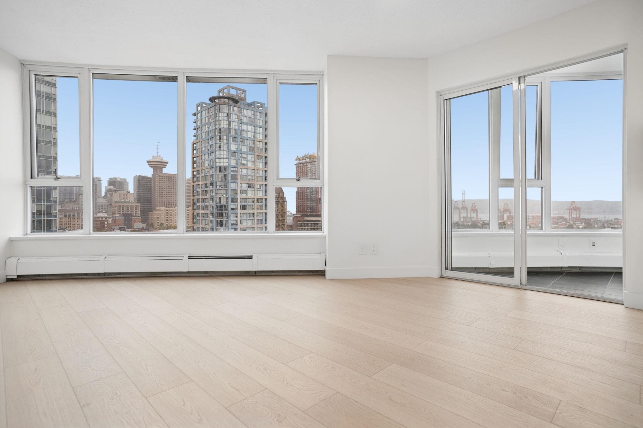2301 - 689 Abbott Street, Vancouver, V6B 0J2 — photo 4
