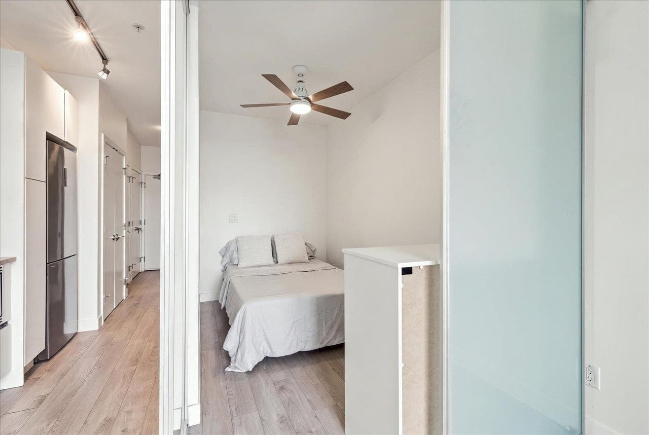 401 - 2141 E Hastings Street, Vancouver, V5L 1V2 — photo 5