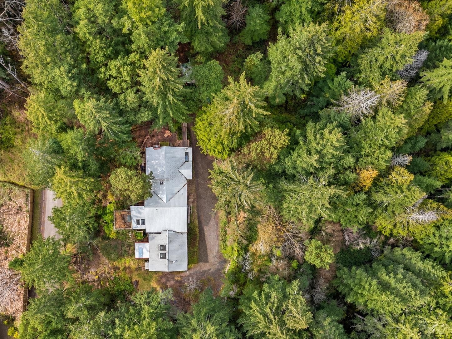 1690 Cottage Way, Galiano Island, V0N 1P0 — photo 4
