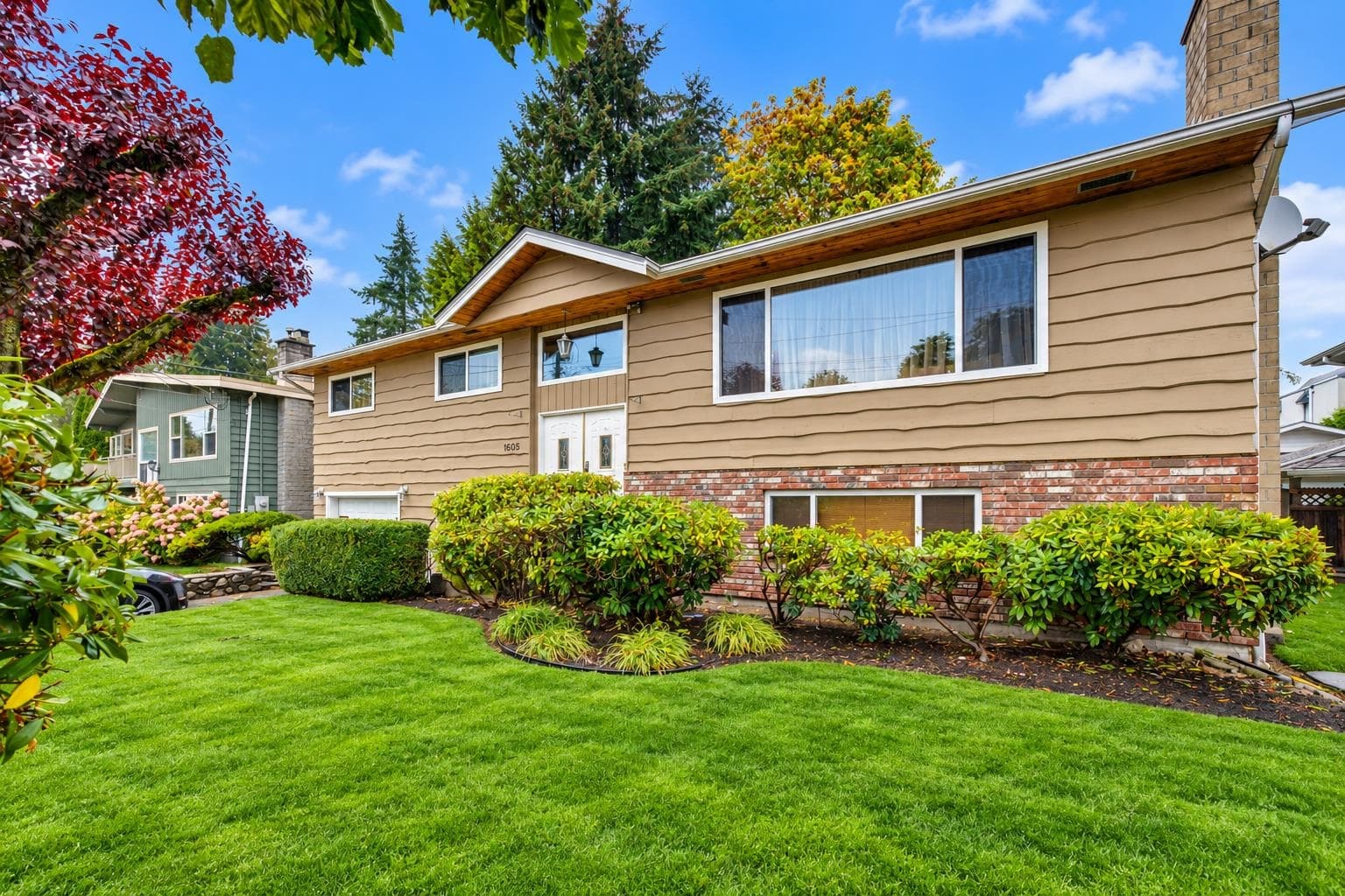 1605 Cornell Avenue, Coquitlam, V3J 3A2 — photo 1
