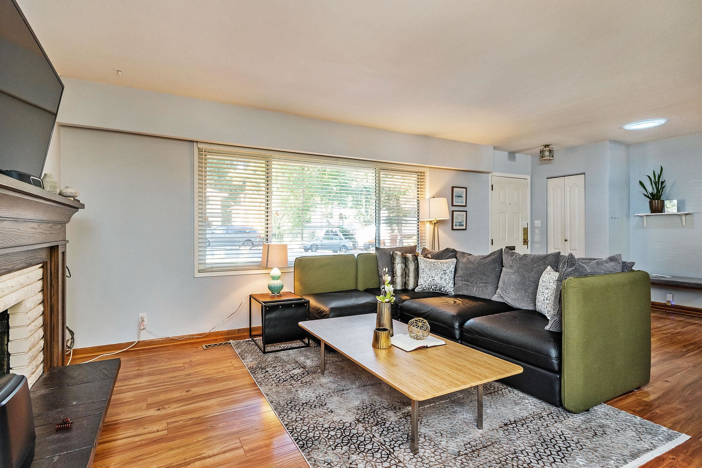 10530 154a Street, Surrey, V3R 4K1 — photo 5