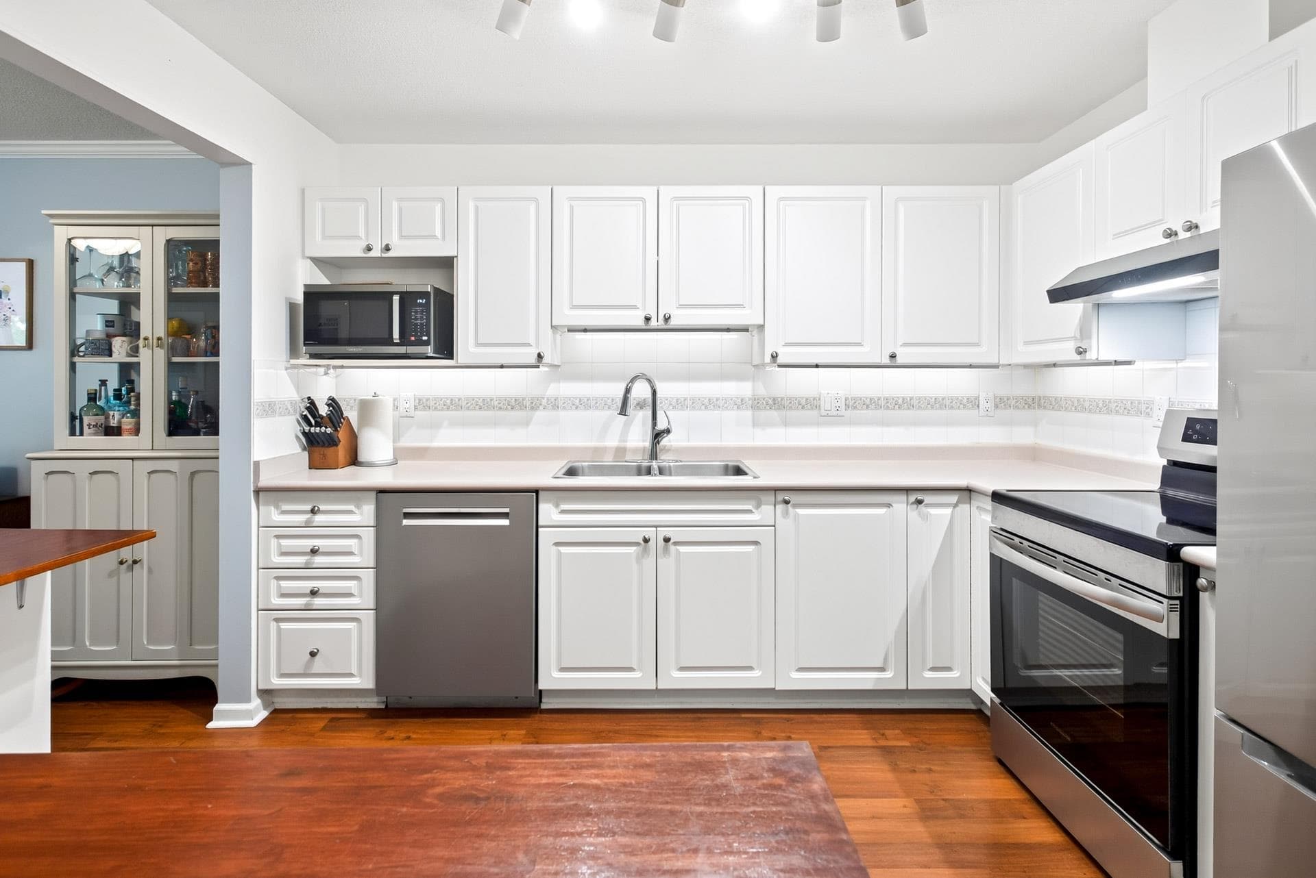 213 - 2678 Dixon Street, Port Coquitlam, V3C 6L7 — photo 3