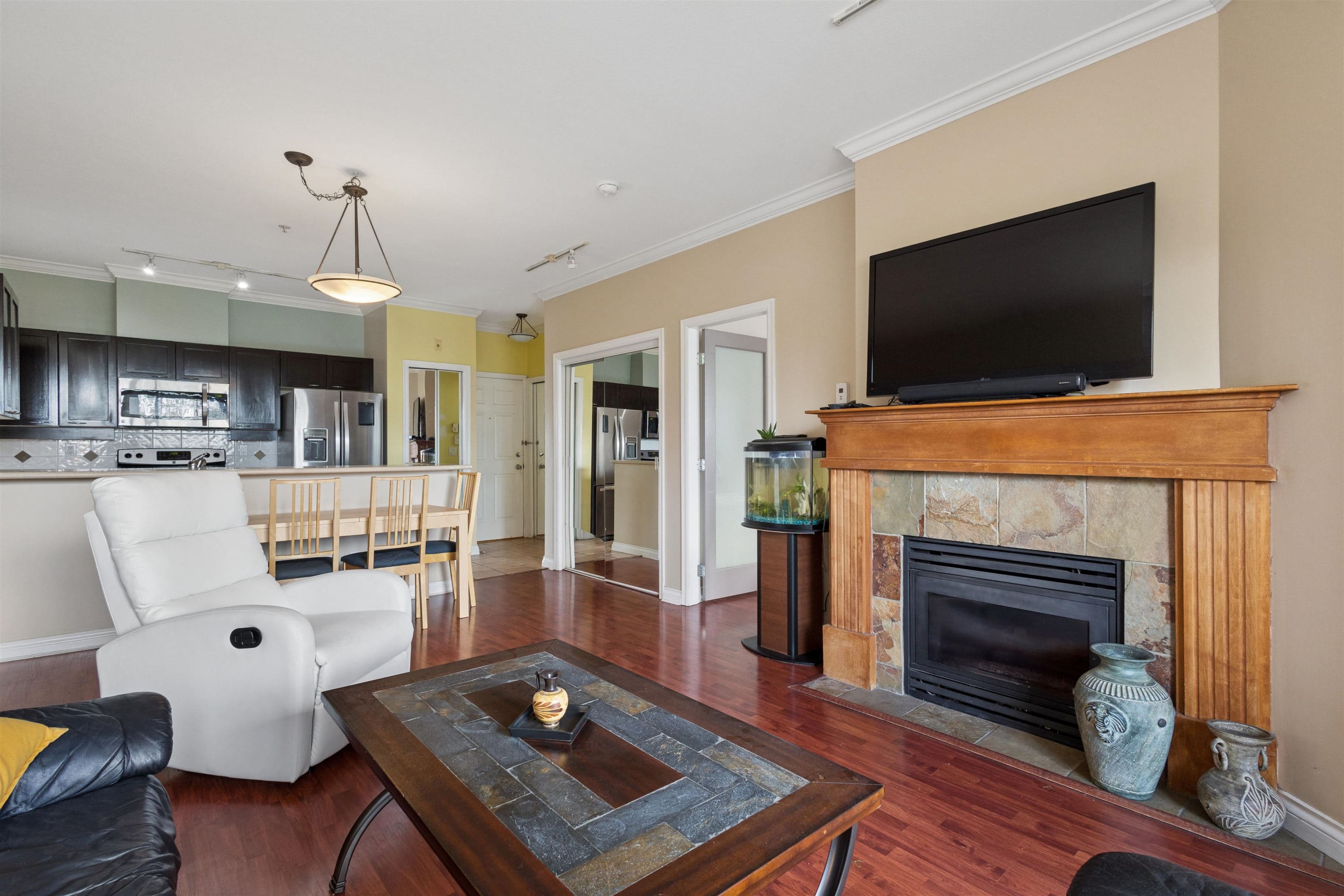 302 - 131 W 3rd Street, North Vancouver, V7M 1E7 — photo 4