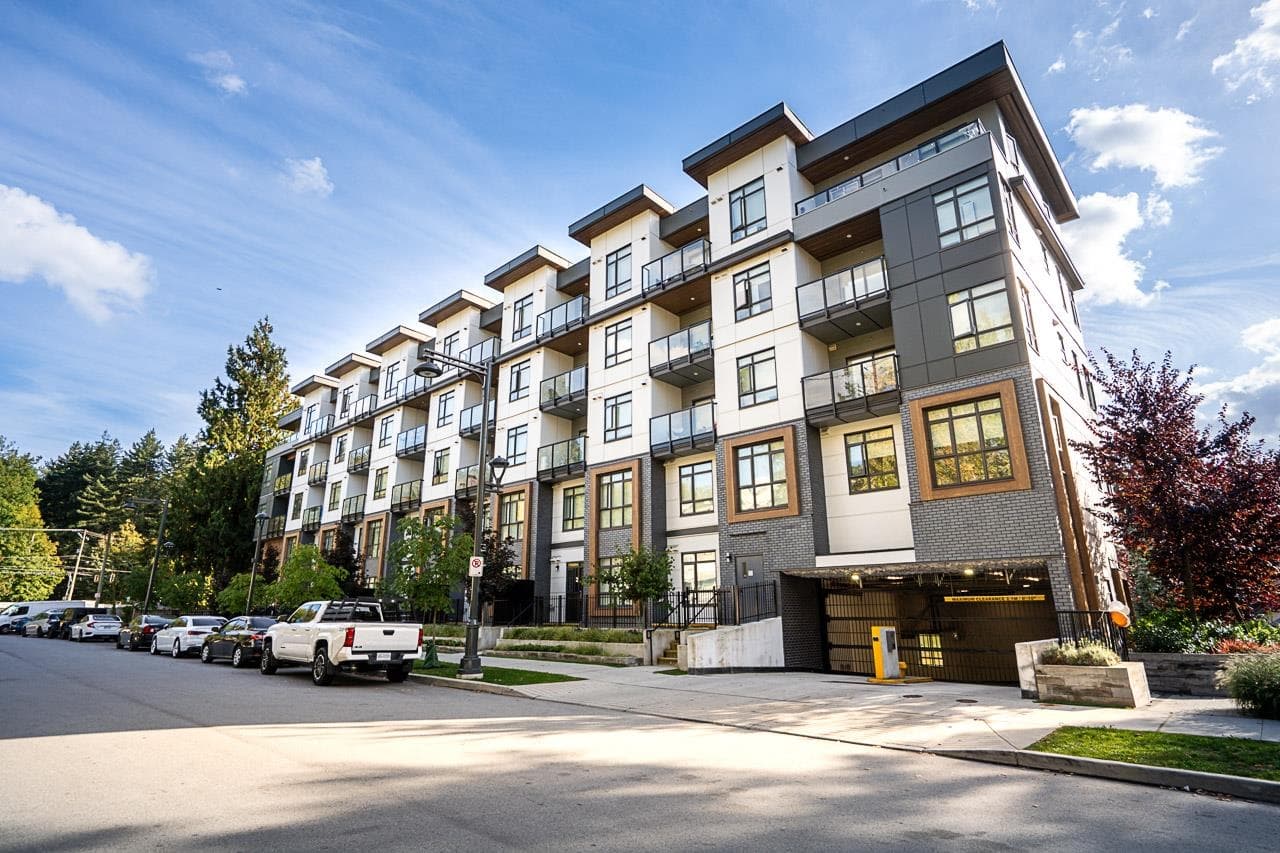 420 - 13968 Laurel Drive, Surrey