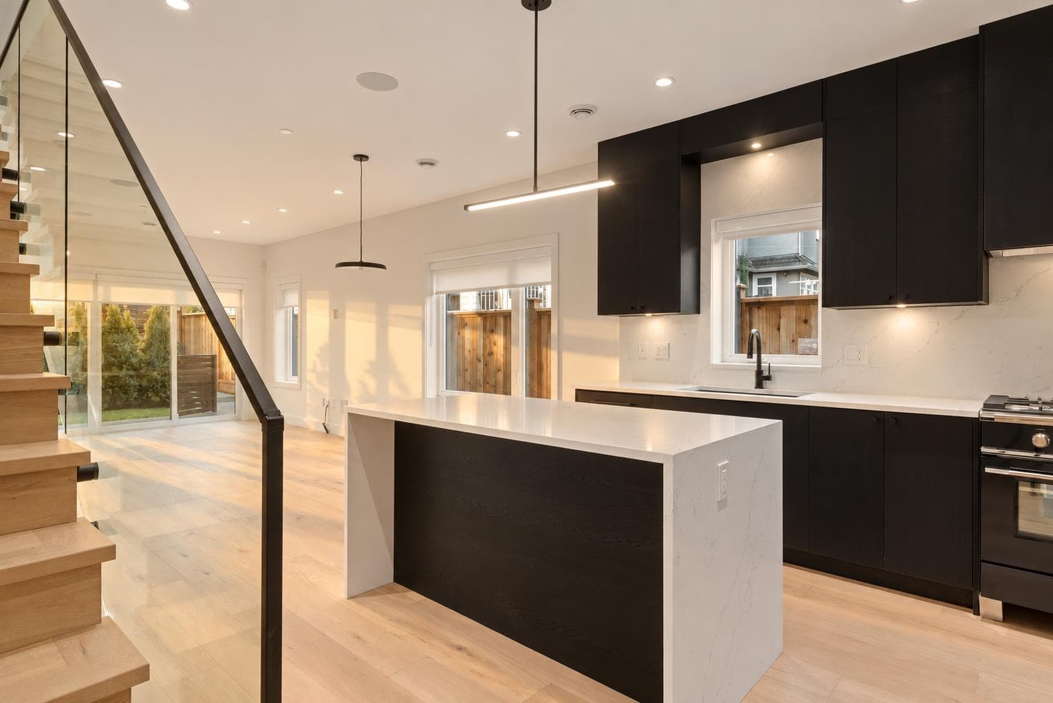 1 - 2539 Grant Street, Vancouver
