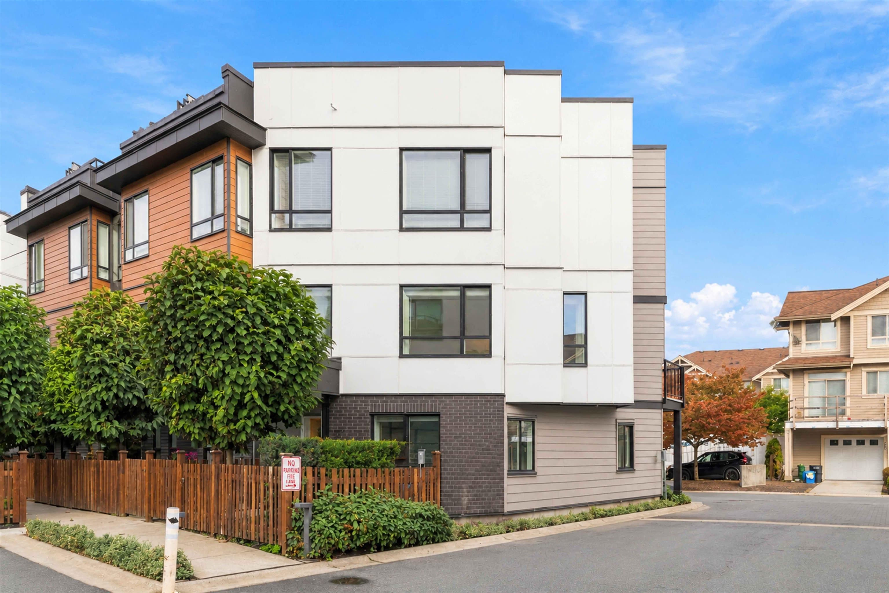 26 - 19749 55 Avenue, Langley