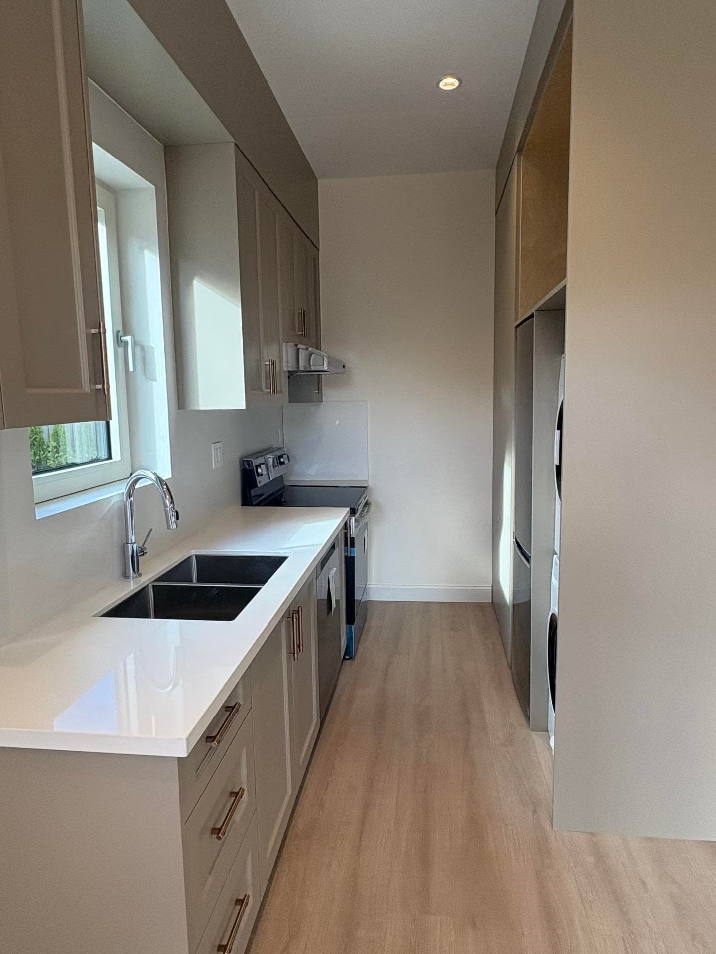 1115 W 48 Avenue, Vancouver