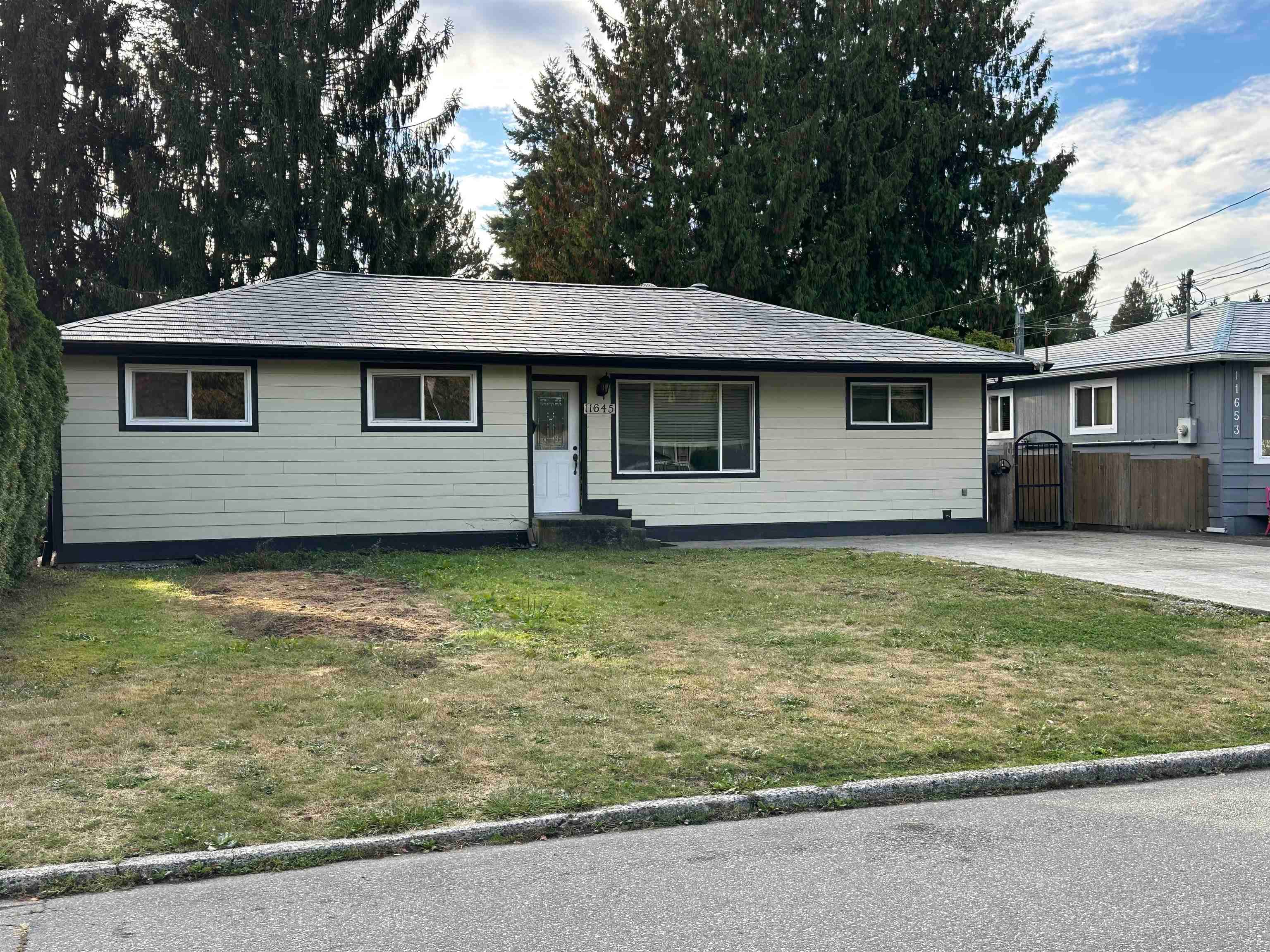 11645 Steeves Street, Maple Ridge