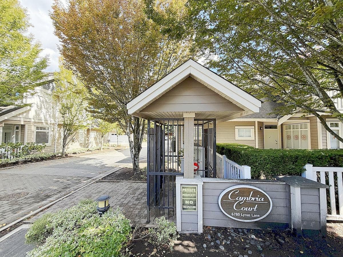 6780 Lynas Lane, Richmond